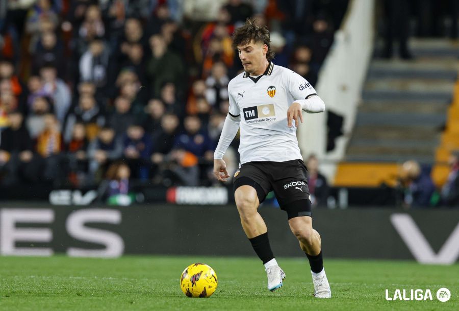 Sergi Canós, ante el Athletic antes de lesionarse.