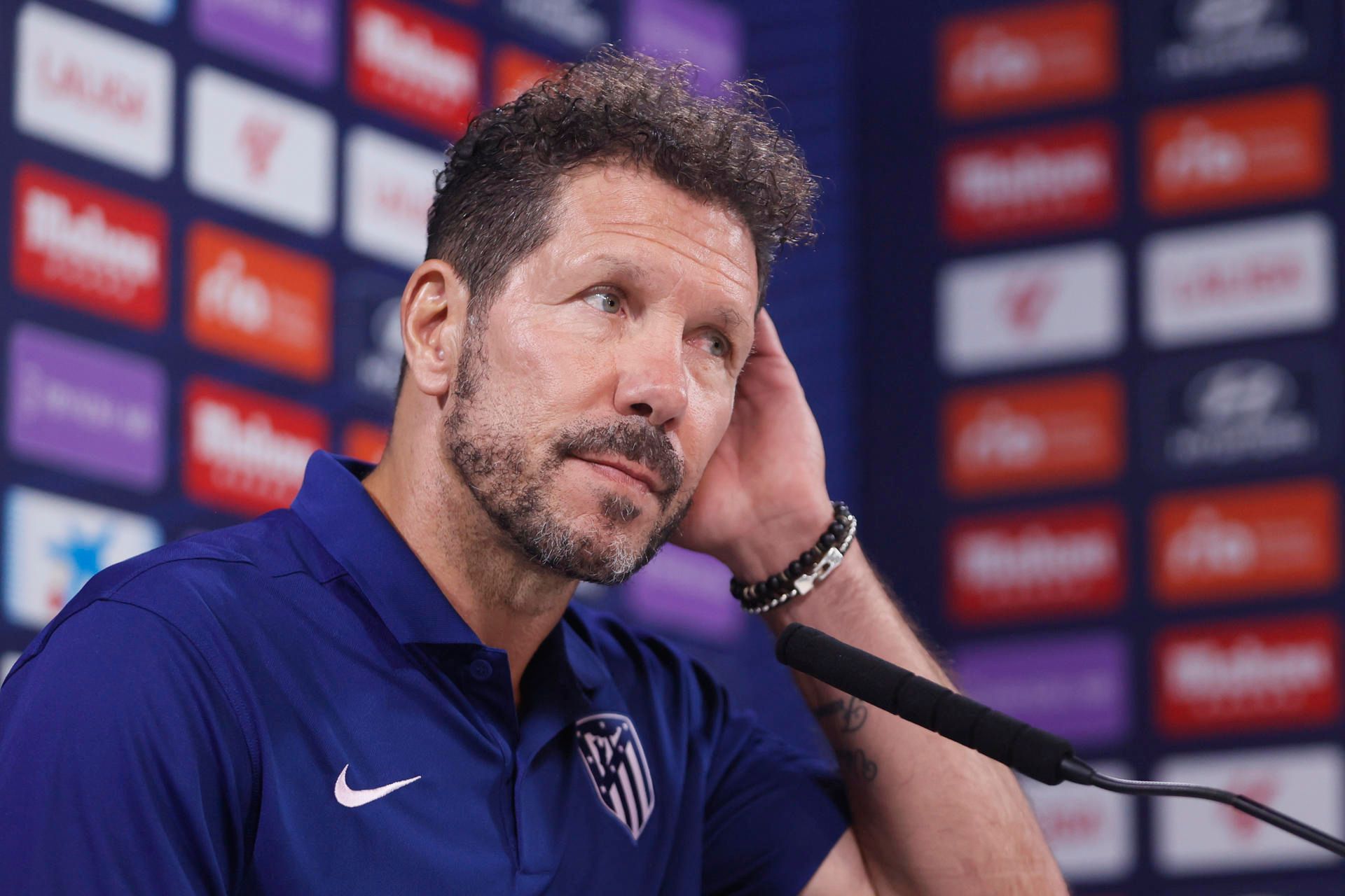  Simeone, en rueda de prensa del Atlético de Madrid (FOTO: EFE).