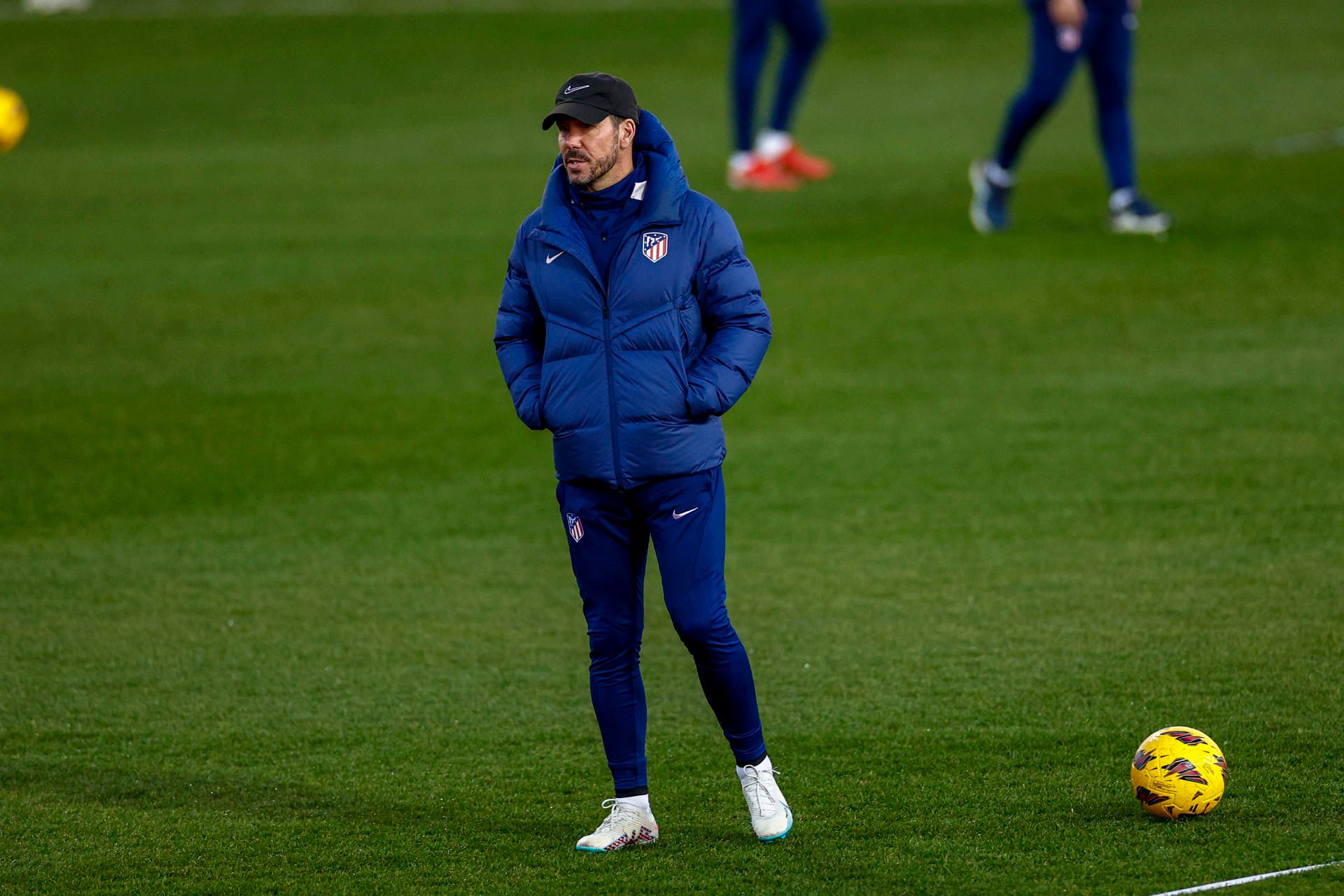  Simeone en un entrenamiento del Atlético.