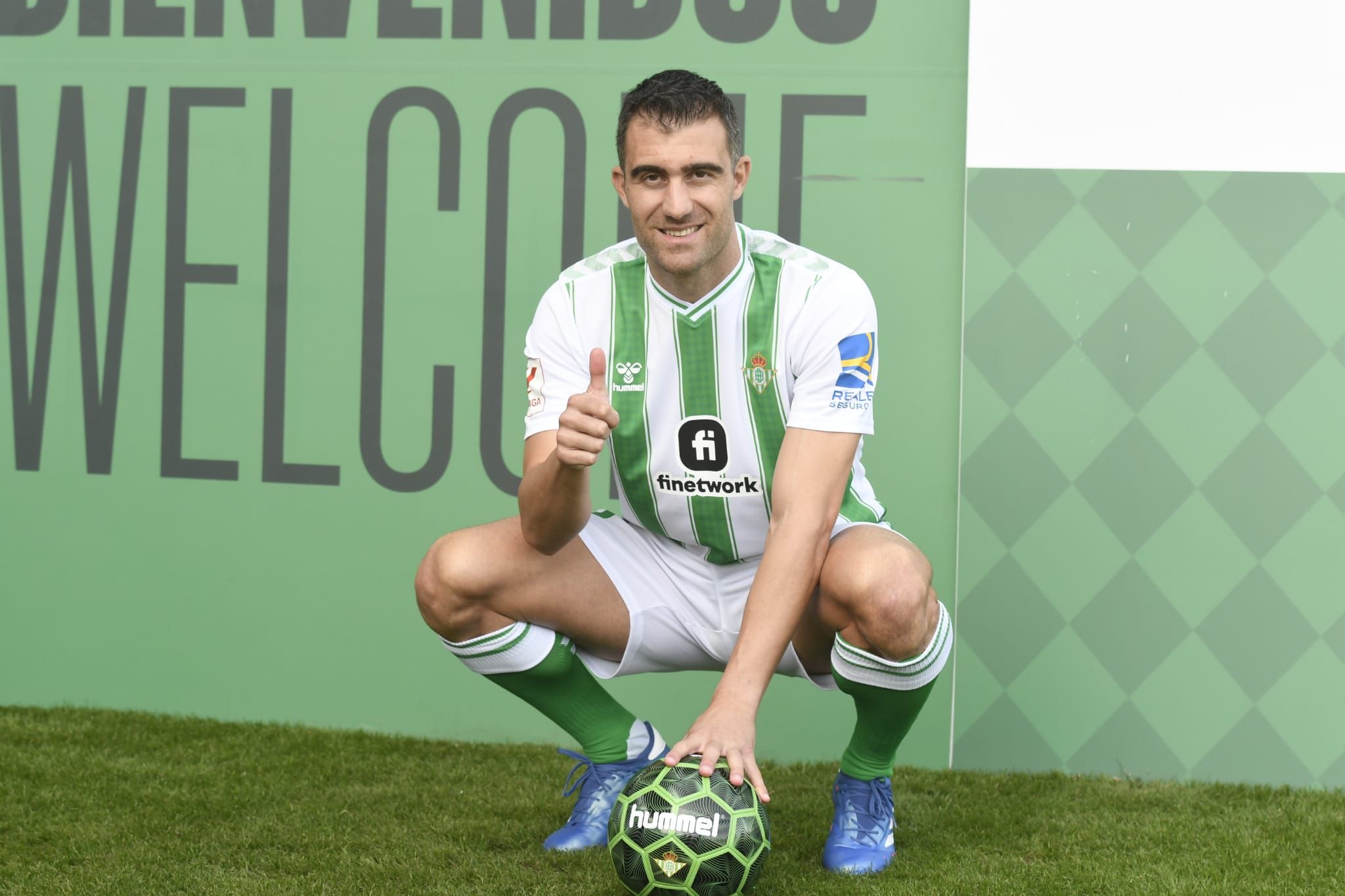 Sokratis, en su presentación.