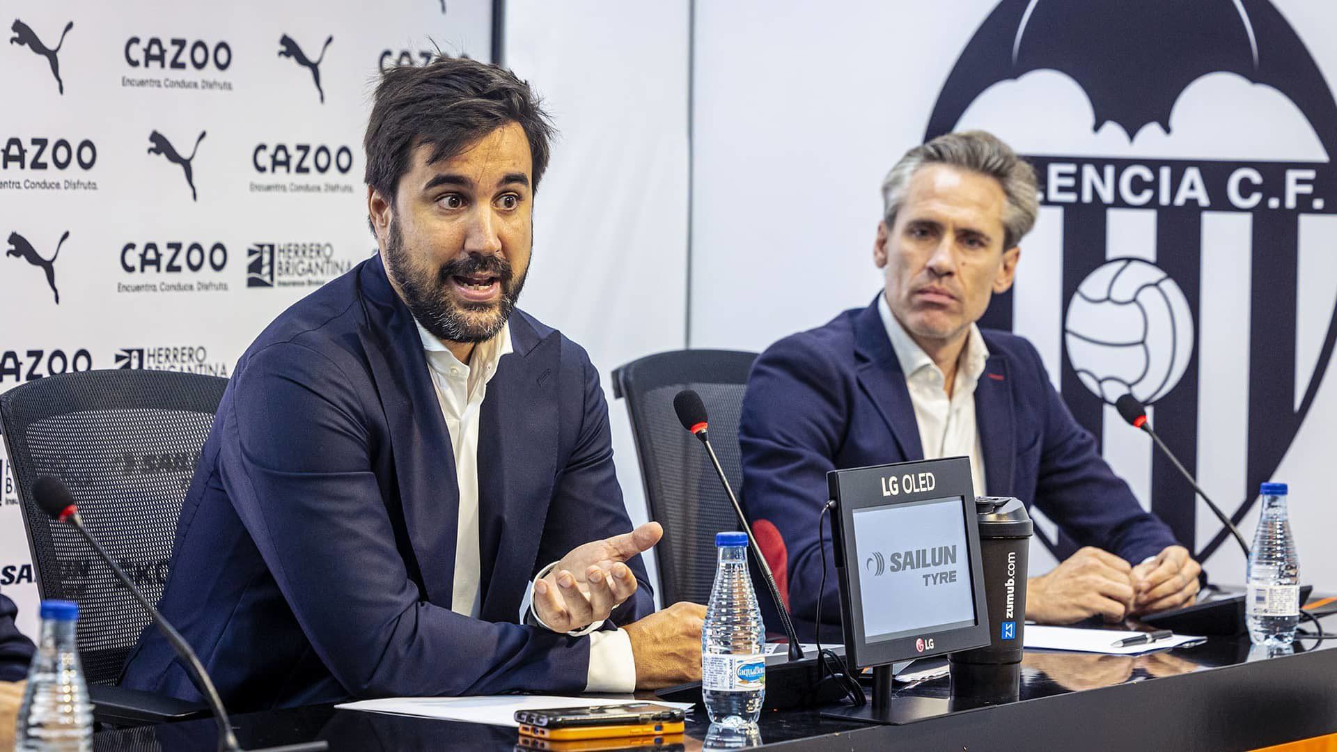  Solís y Corona han estado con Baraja reunidos