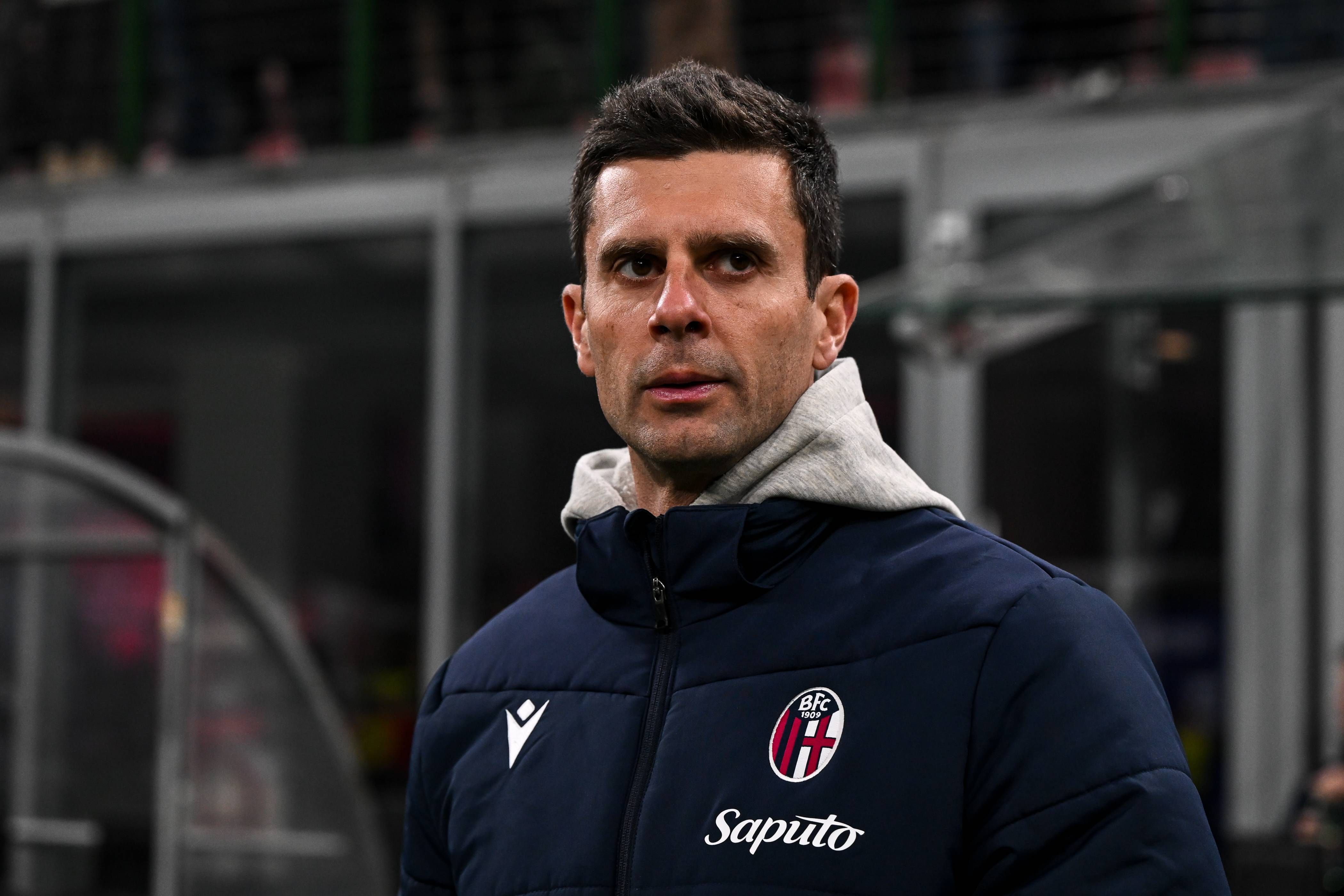  Thiago Motta, entrenador del Bolonia de la Serie A.