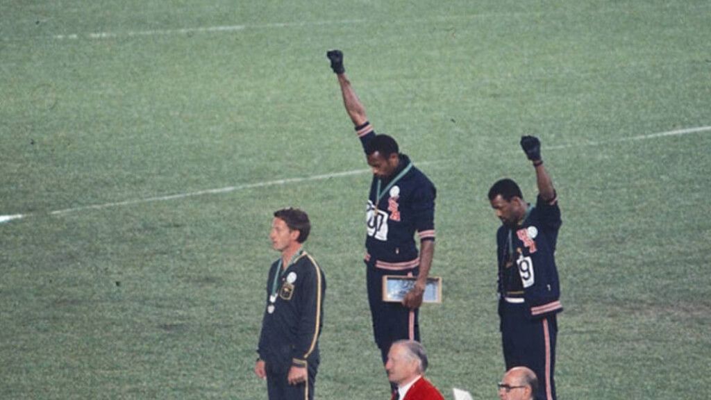 Tommie Smith y John Carlos, en los JJOO del 68.