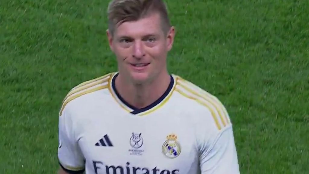 Toni Kroos se ríe de los pitos: la imagen del alemán tras ser sustituido en la final de la Superc