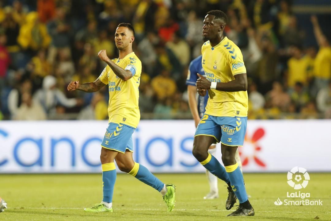  Jonathan Viera celebra un gol con Las Palmas.