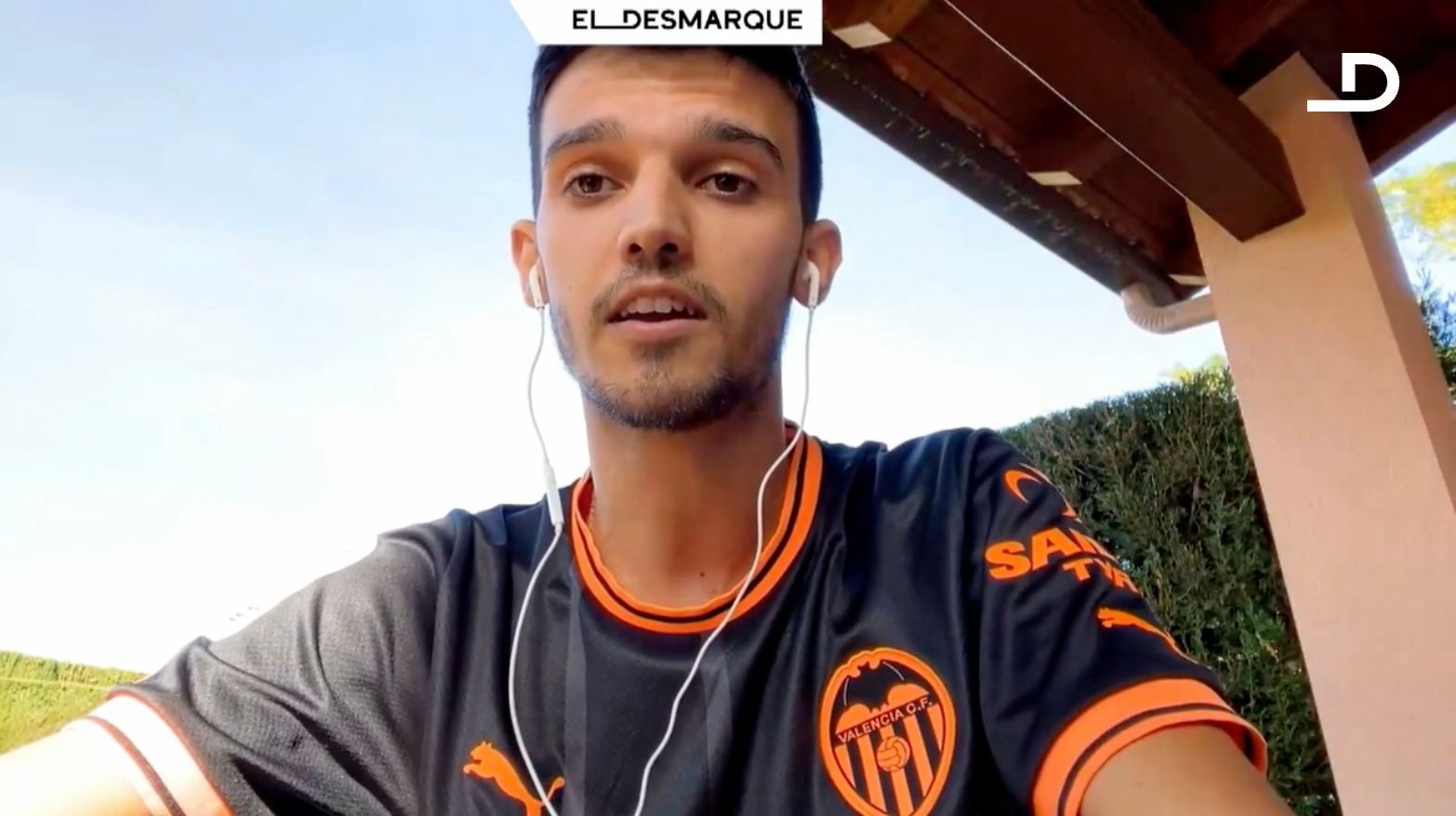  Álex, un aficionado opina sobre el gesto del Valencia CF.