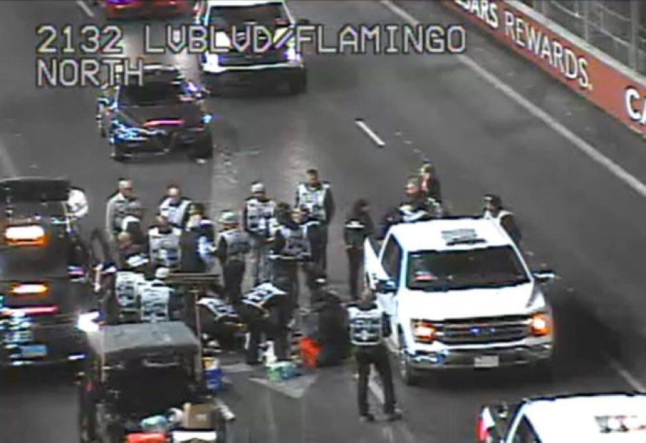  Una alcantarilla ponr en jaque al Gran Premio de Las Vegas. (CCTV)