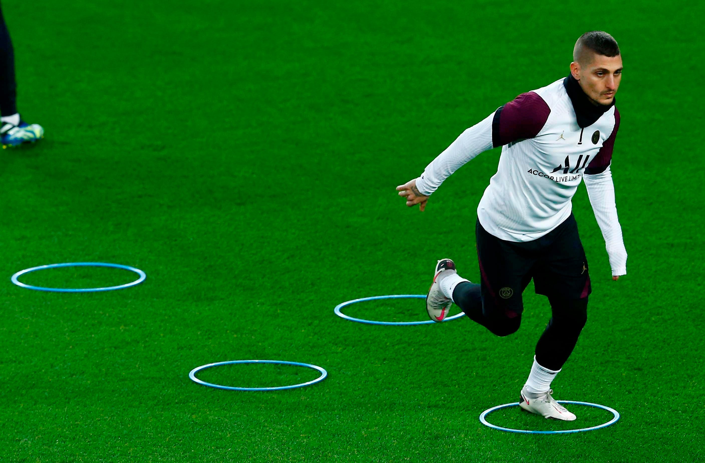  Verratti, en un entrenamiento del PSG (FOTO: EFE).