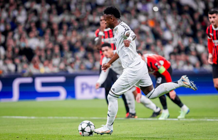  Vinicius Jr tirando un penalti (Fuente: Cordon Press)