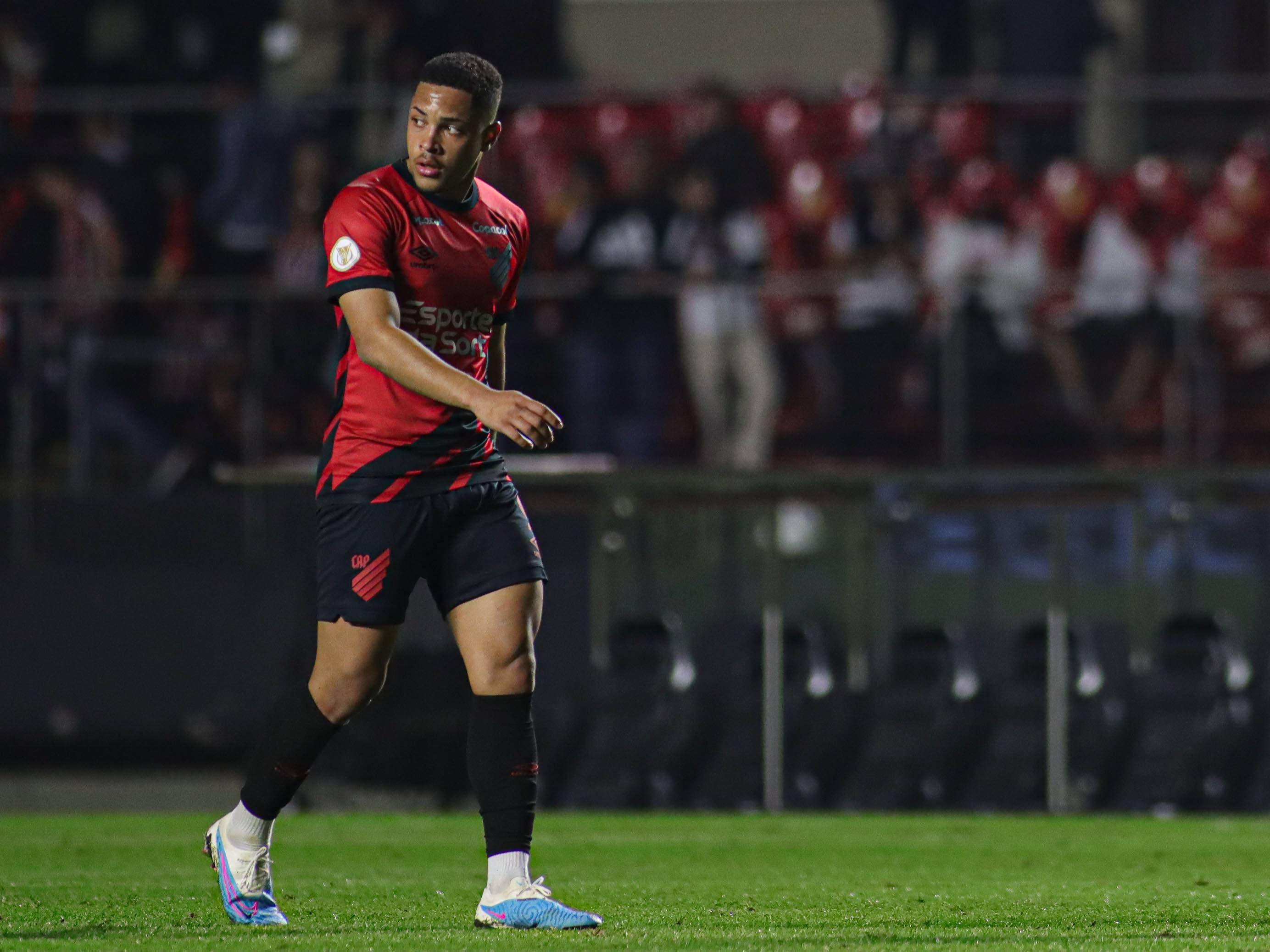  Vítor Roque, con el Atlético Paranaense.