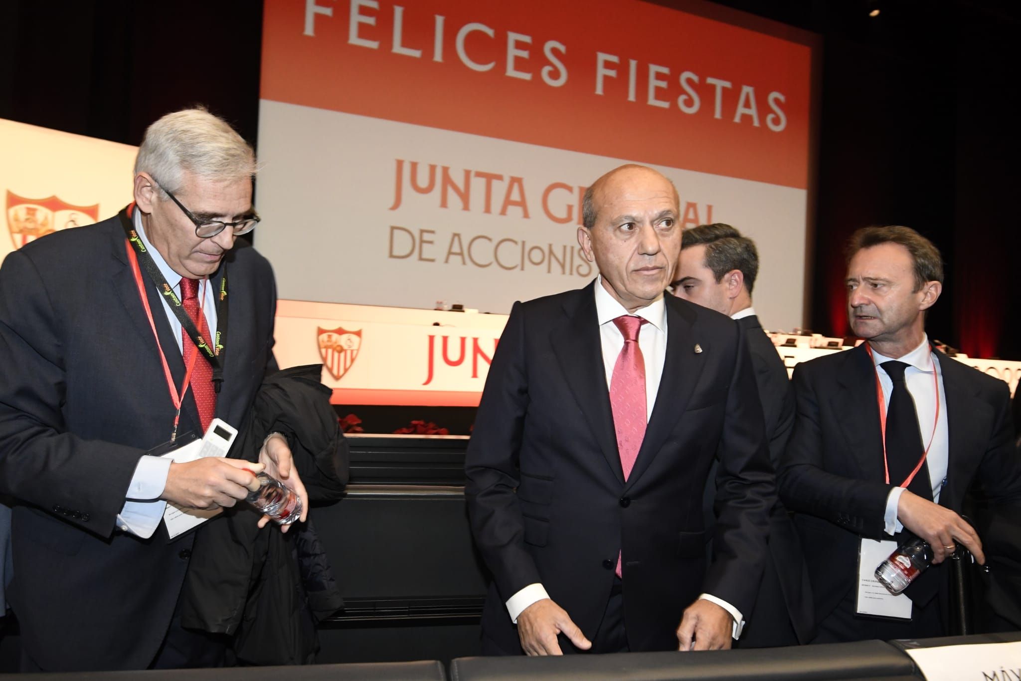 Llegada de Del Nido a la Junta de Accionistas del Sevilla 2022.