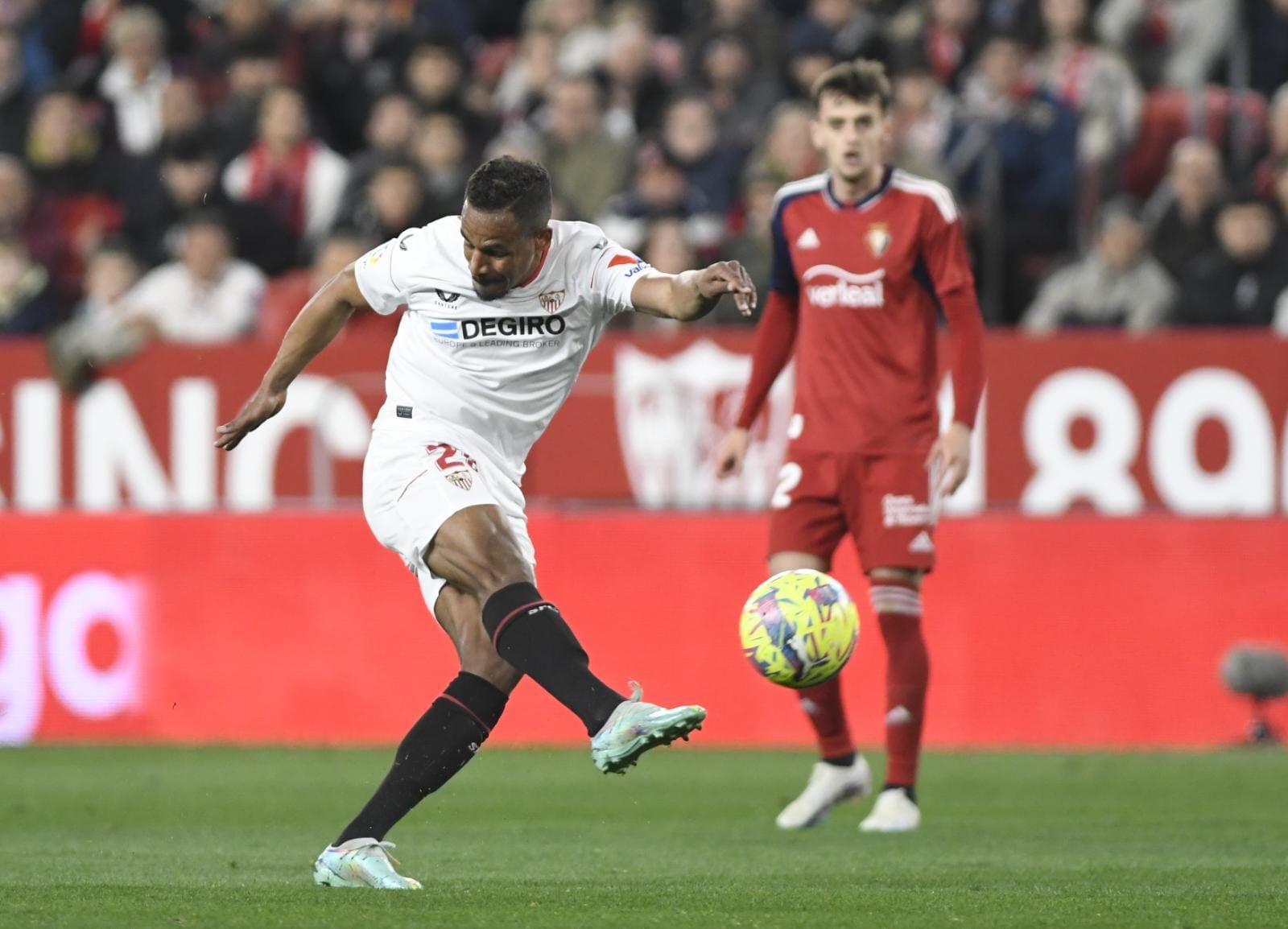  Fernando, ante Osasuna.
