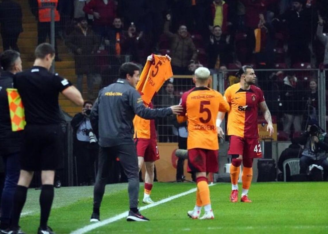  Ismael García Gómez, en un partido del Galatasaray.