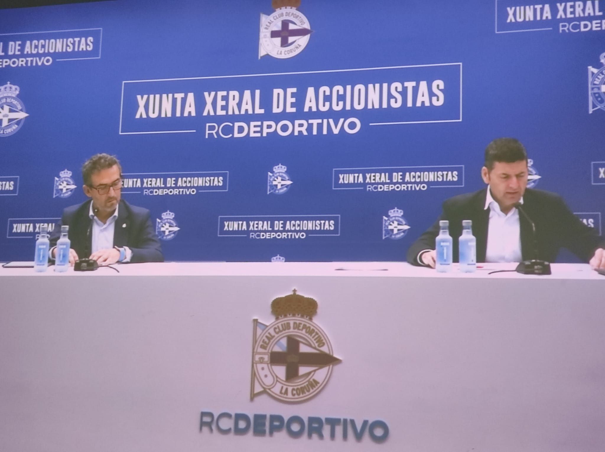  Álvaro García Diéguez y en la junta de accionistas del Deportivo telemática