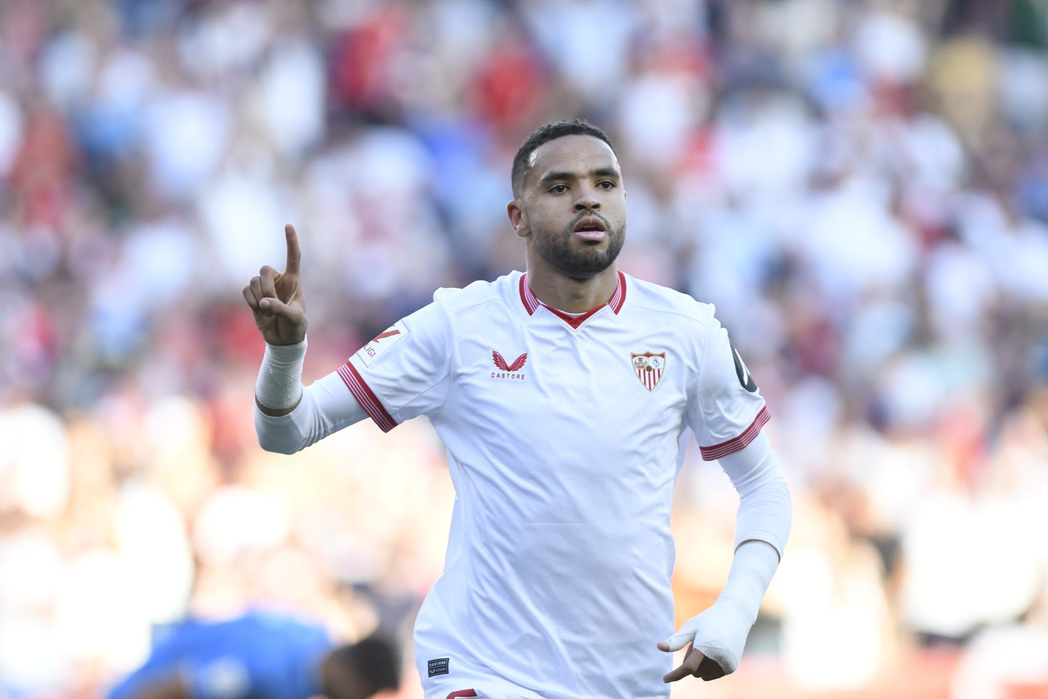  En-Nesyri, celebrando su gol ante el Almería.