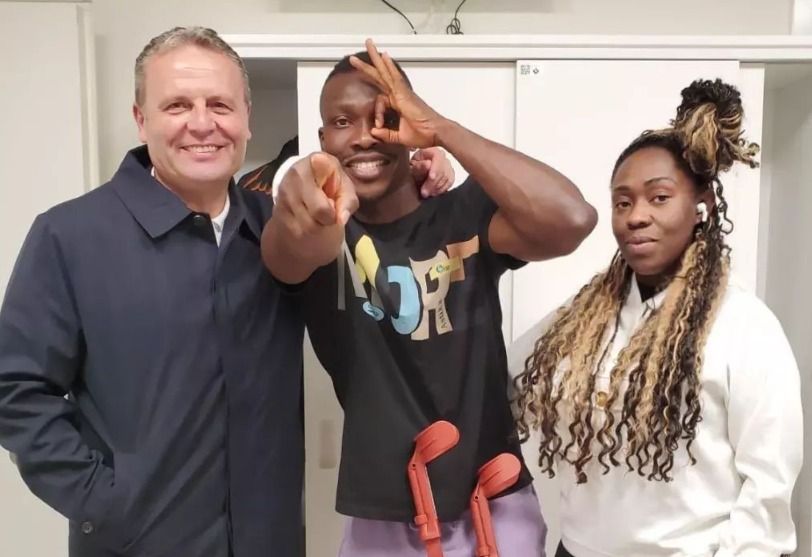 García Cota, Joseph Aidoo y su mujer.