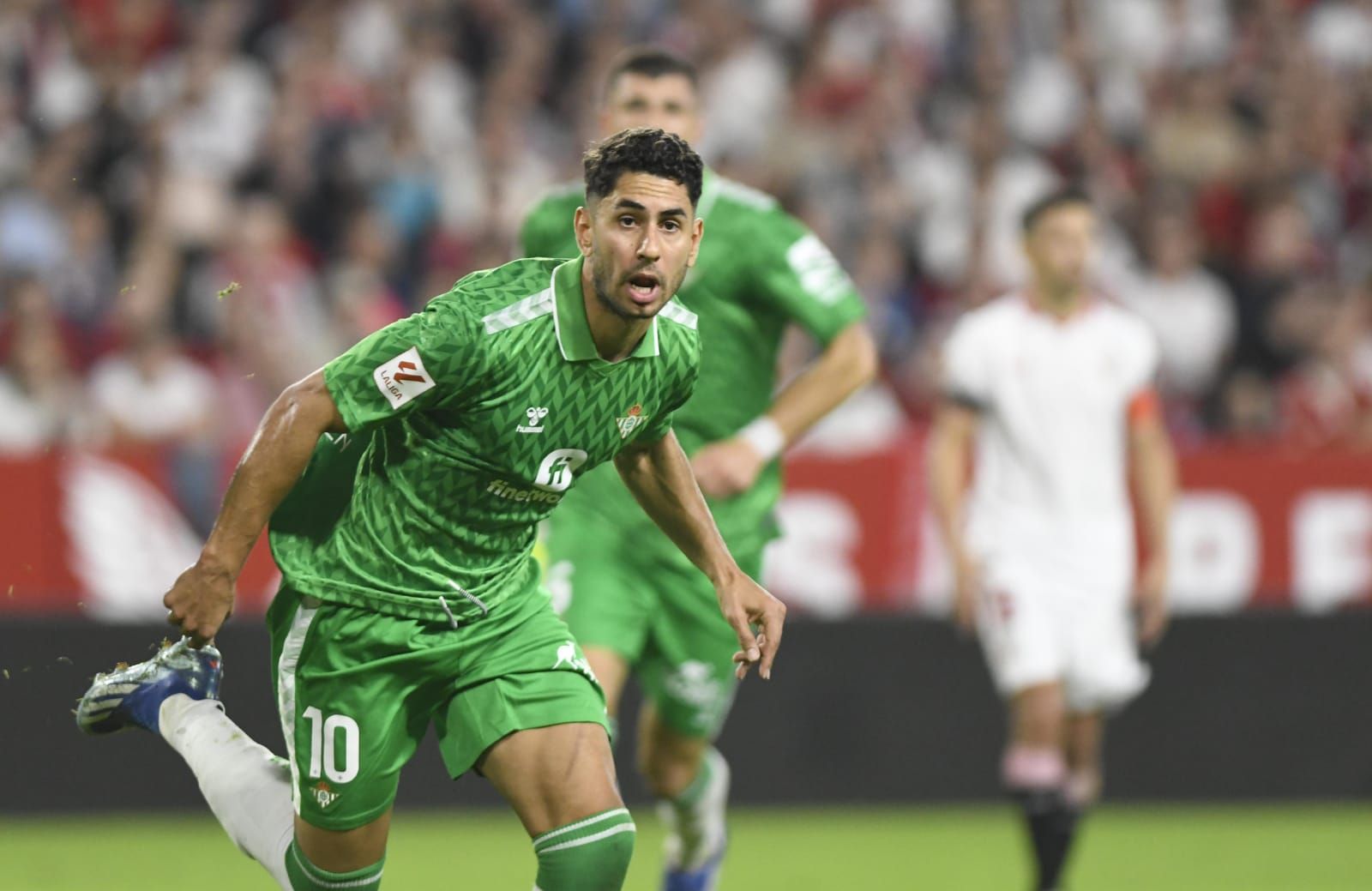  Ayoze, celebrando su gol ante el Sevilla.