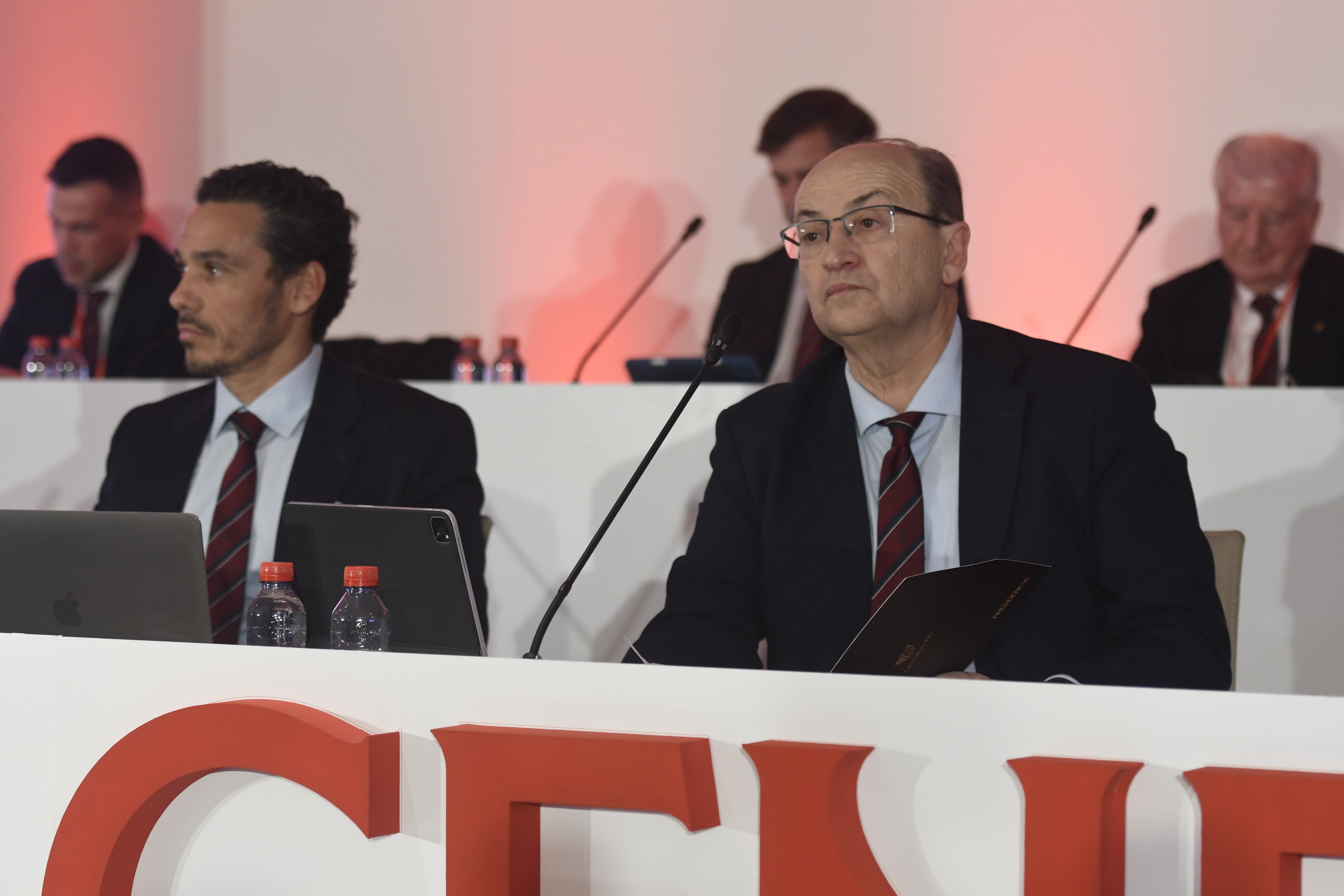  Pepe Castro y Del Nido Carrasco, antes de la Junta 2023.