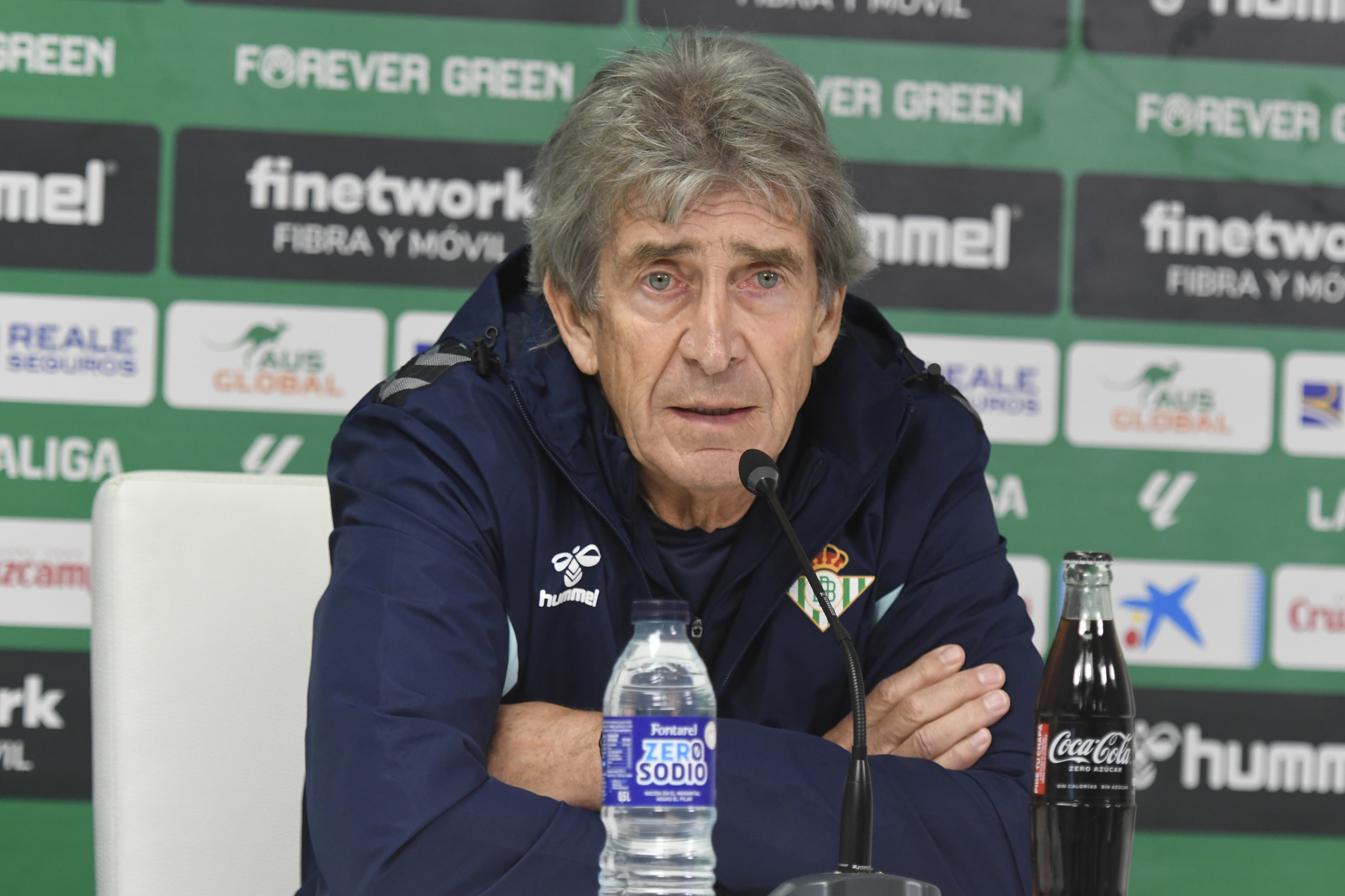  Manuel Pellegrini, en sala de prensa.
