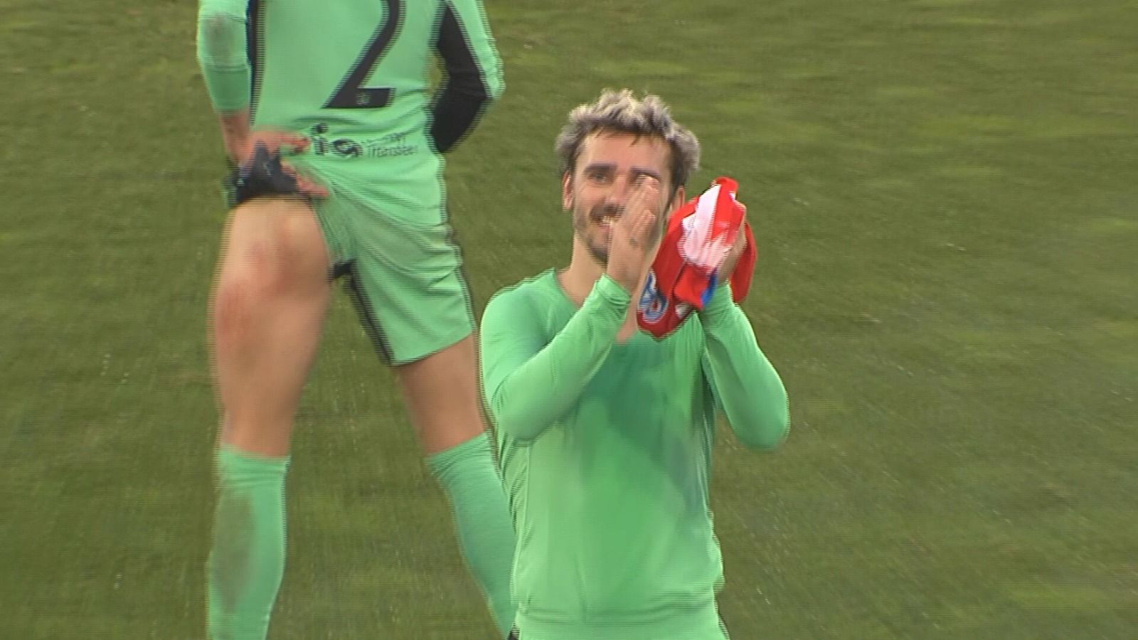 La pierna de Giménez tras el partido ante el Lugo