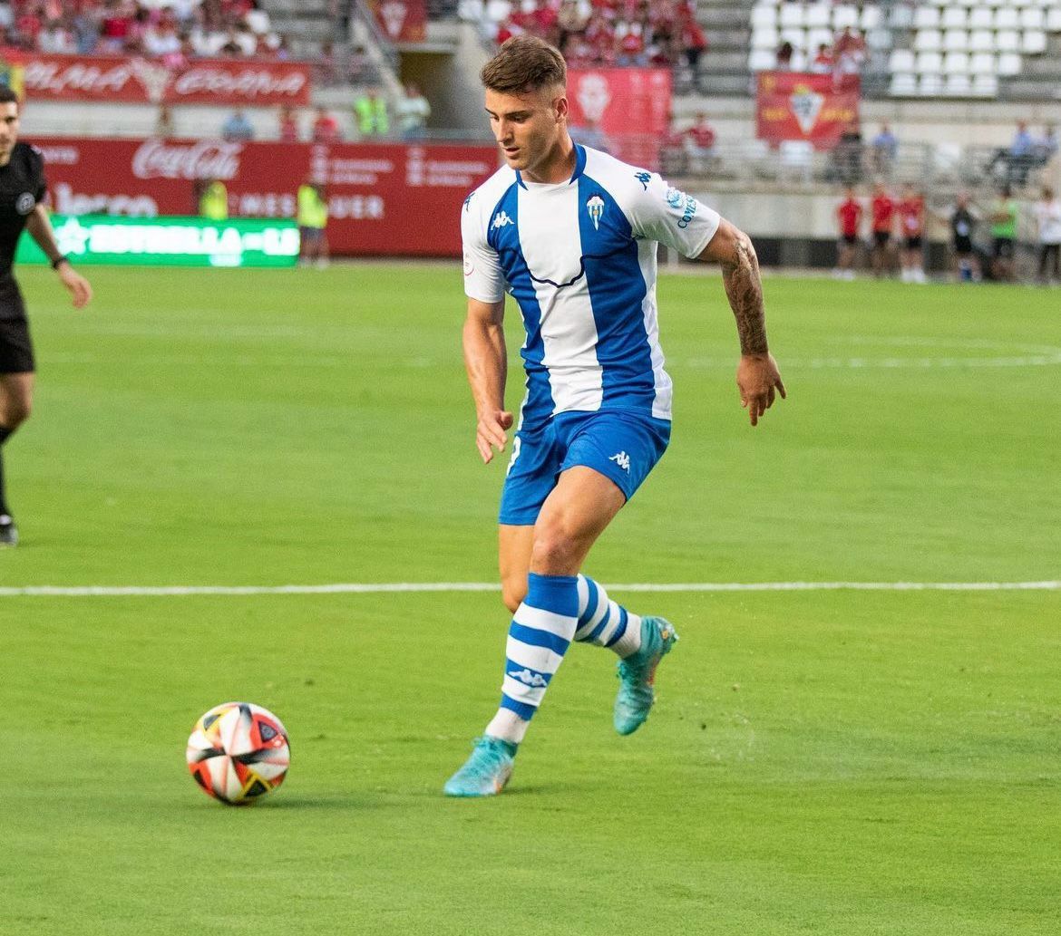  Raúl Alcaina, con el Alcoyano.