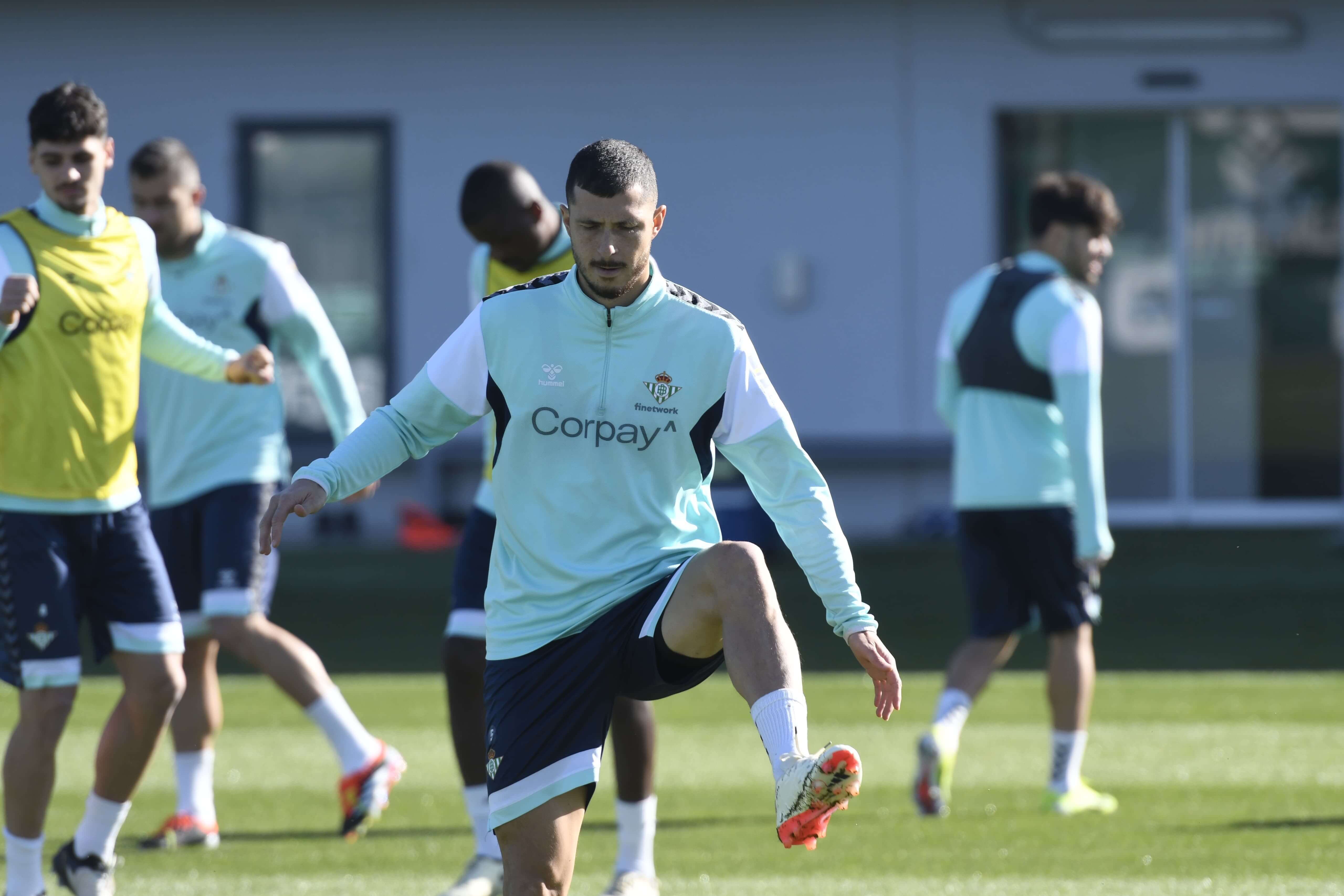  Guido Rodríguez, en el entrenamiento de este jueves.