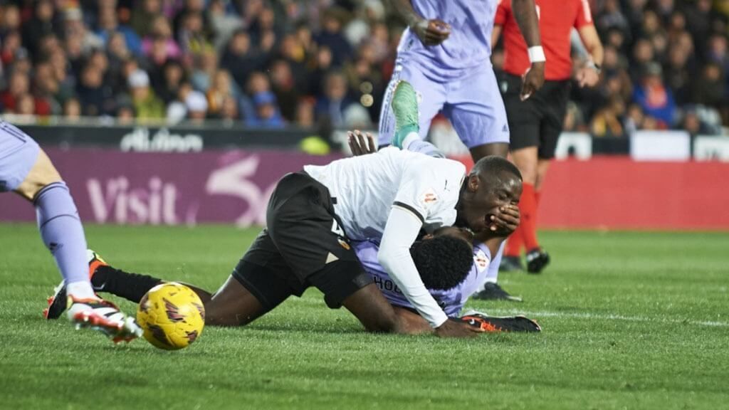  La torsión en la pierna de Mouctar Diakhaby.