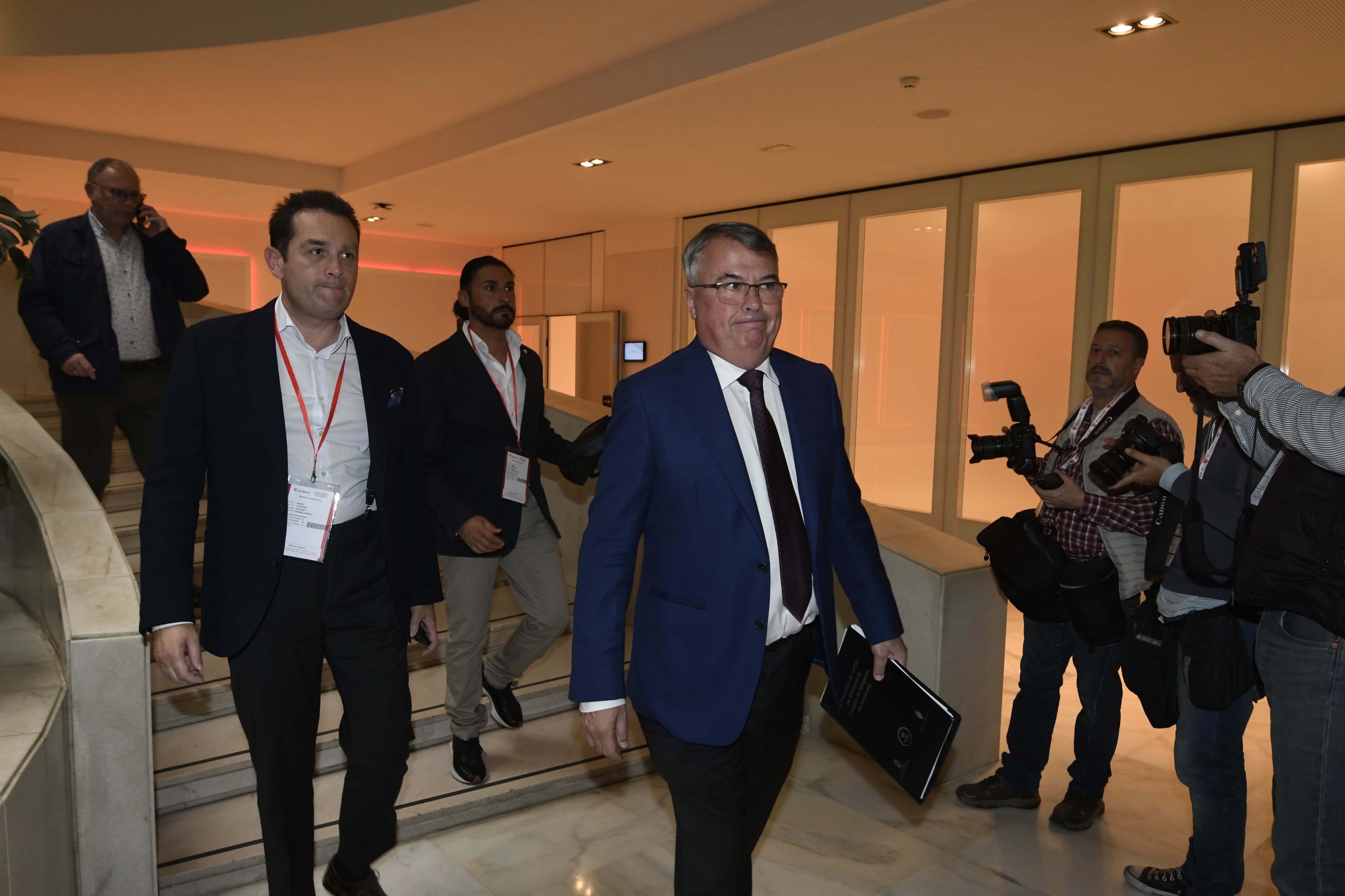  Agustín Martínez, a su llegada a la Junta.