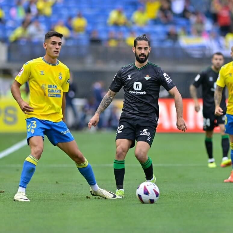  Isco Alarcón ante Las Palmas.