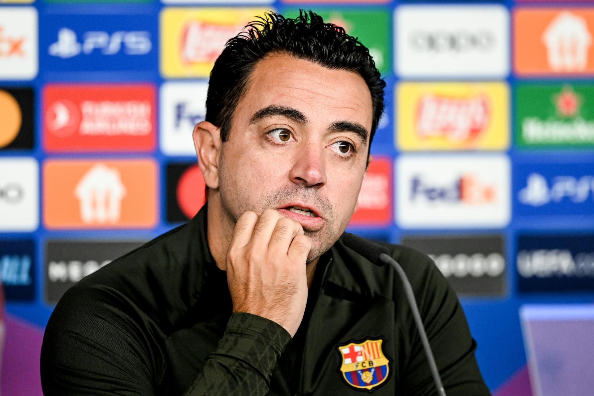  Xavi Hernández, en la rueda de prensa antes del Shakthar-Barcelona.