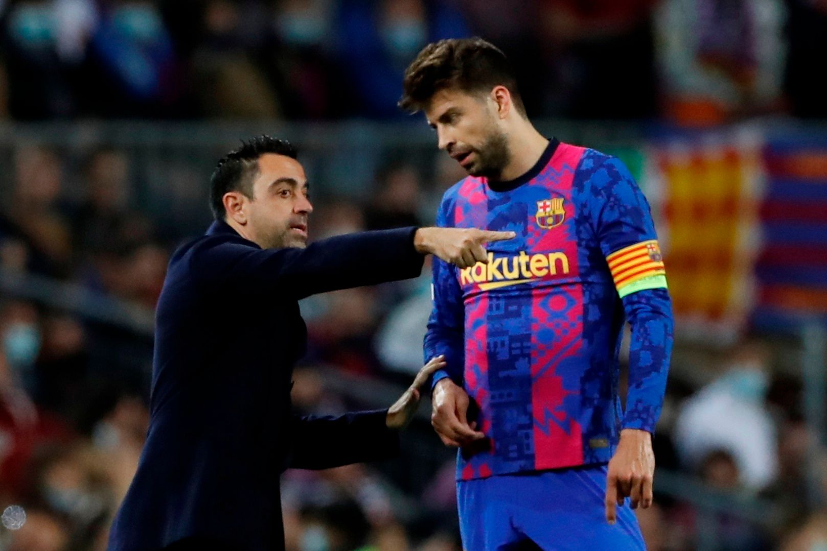  Xavi Hernández y Gerard Piqué volvieron a coincidir con el de Terrassa como técnico culé.