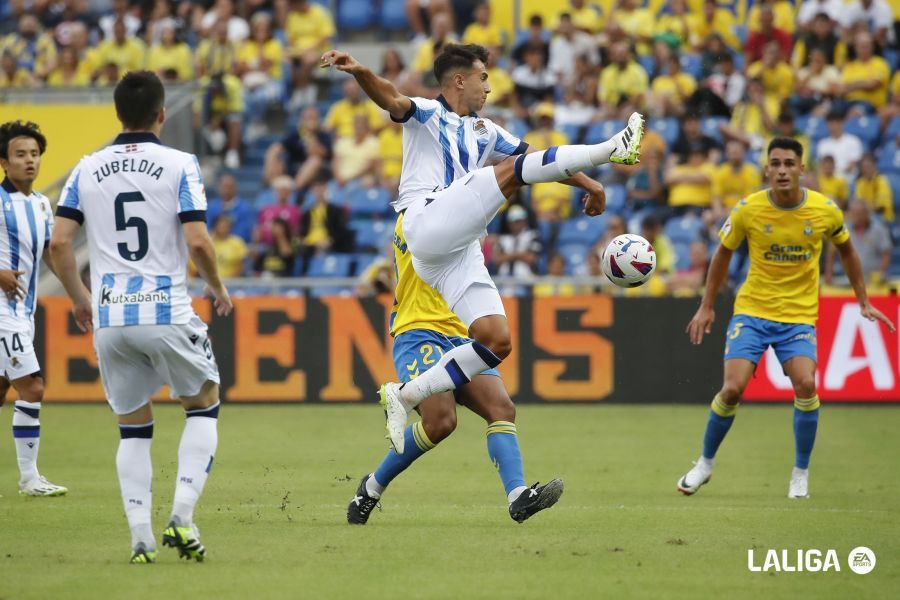  Zubimendi, durante el UD Las Palmas - Real Sociedad esta temporada.