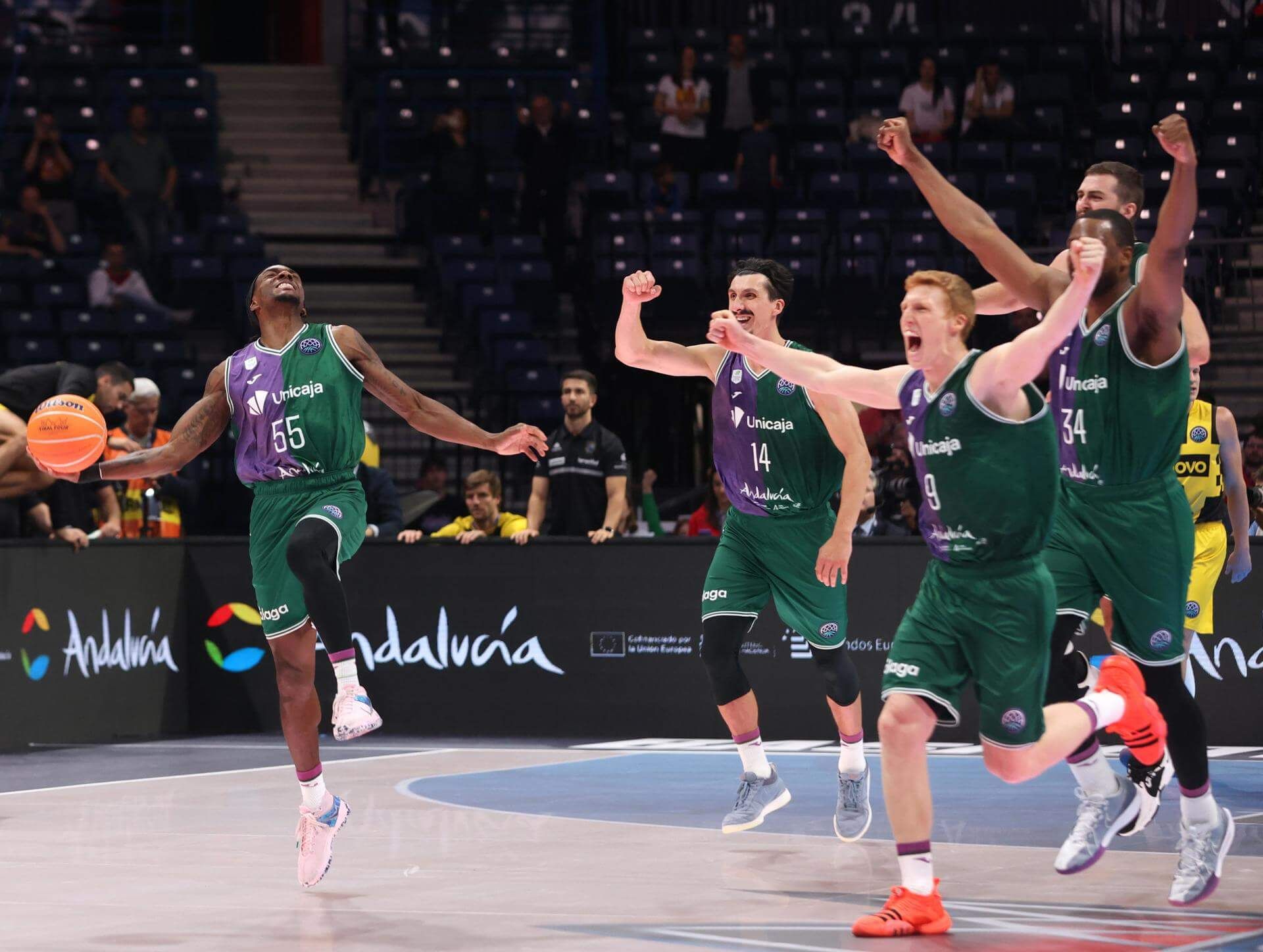 Felicidad en la pista de Belgrado: ¡Unicaja es campeón! (EFE)