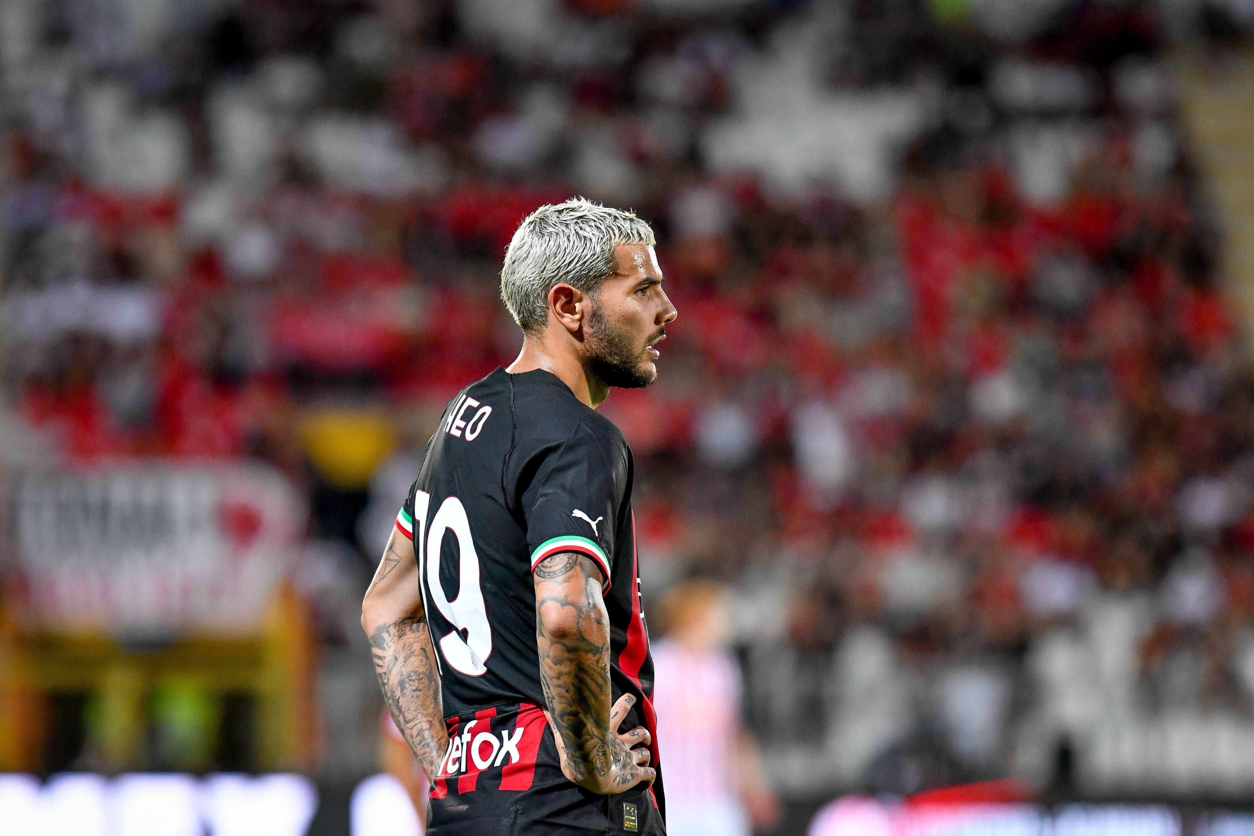  Theo Hernández, en un partido con el Milan.