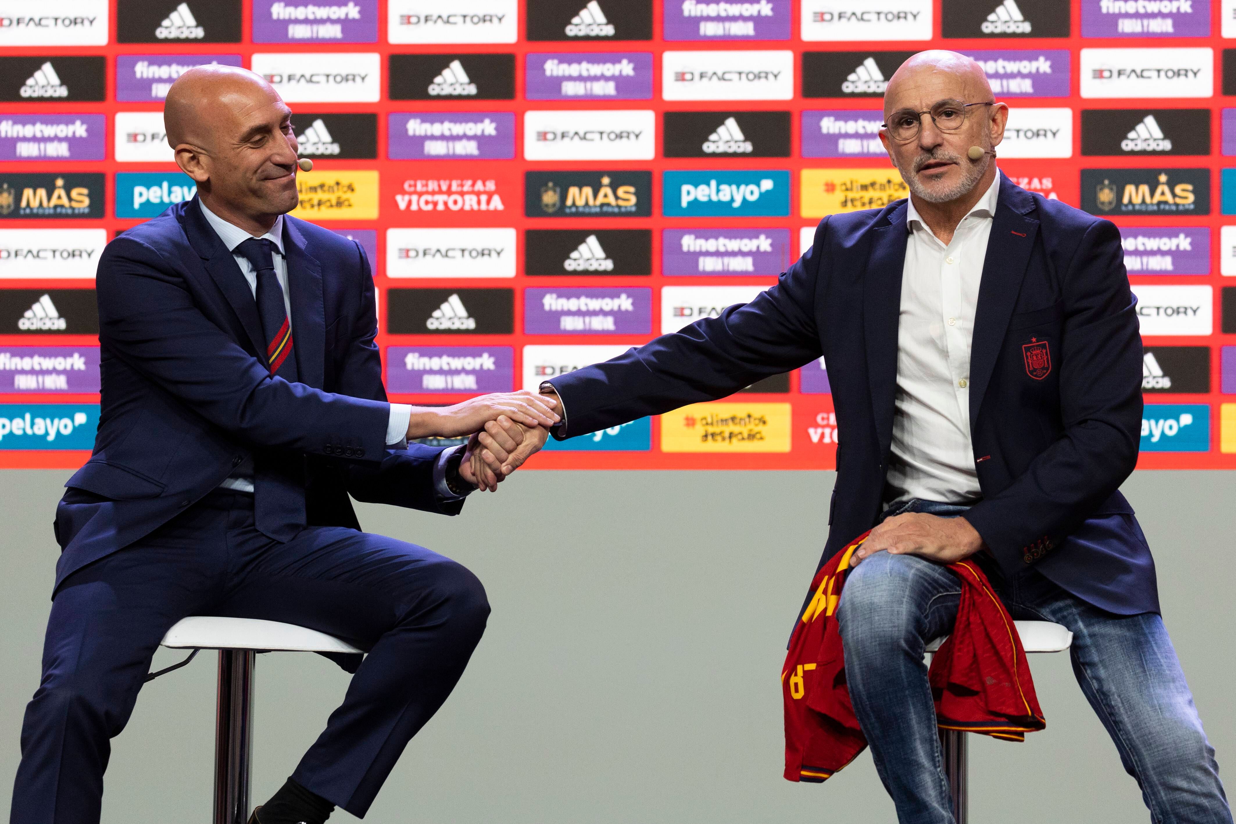  Luis Rubiales y Luis de la Fuente, en la presentación del seleccionador.