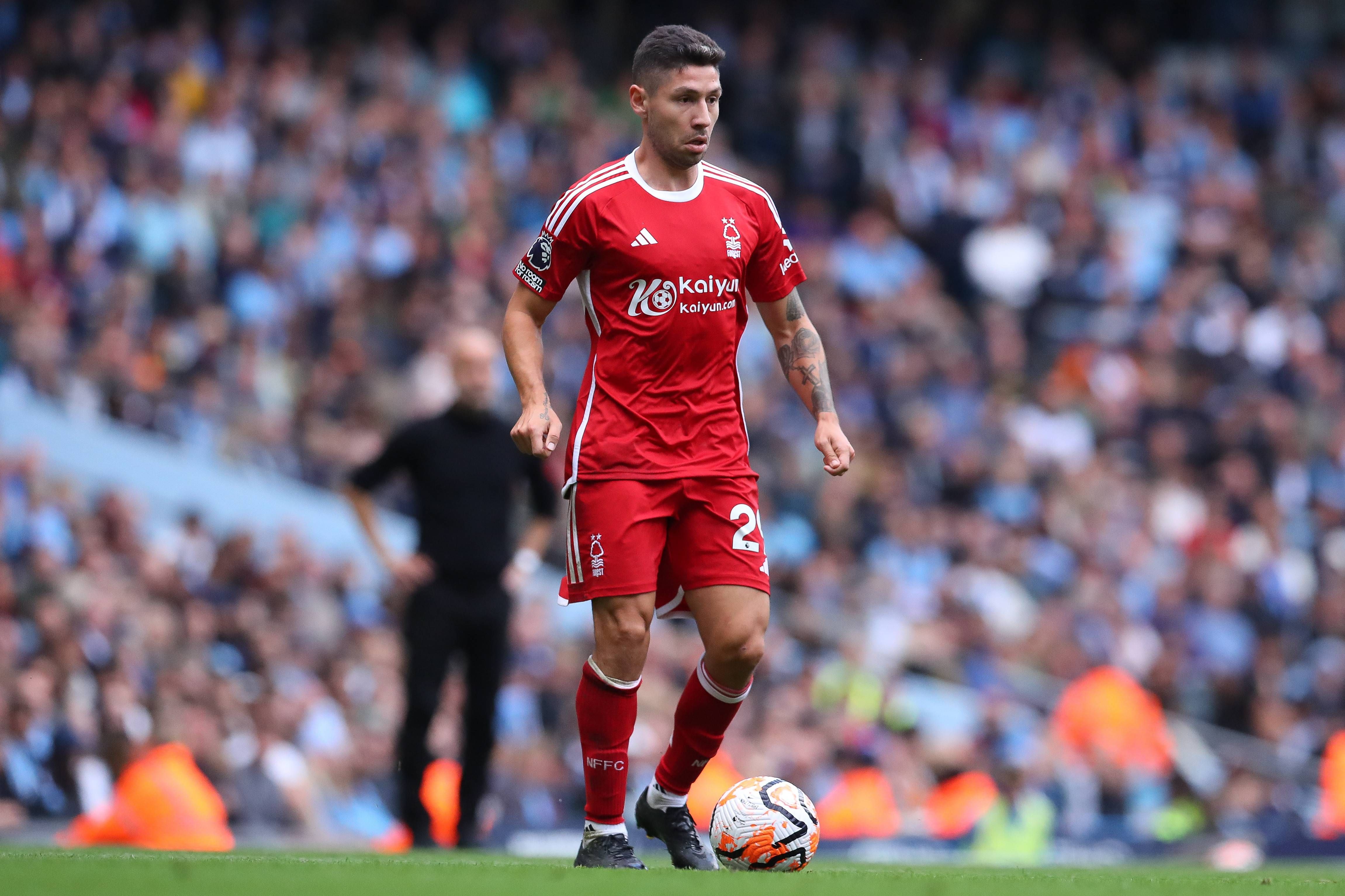  Montiel, jugando con el Nottingham Forest.