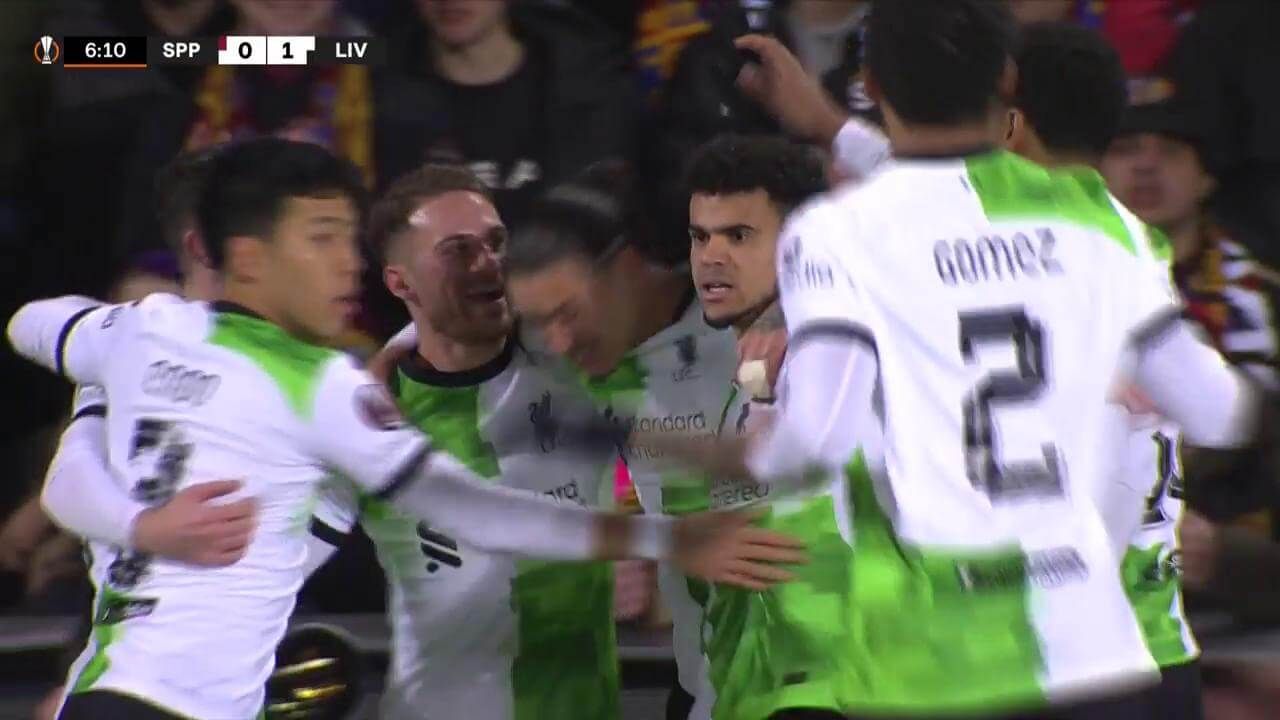 Celebra el Liverpool. 