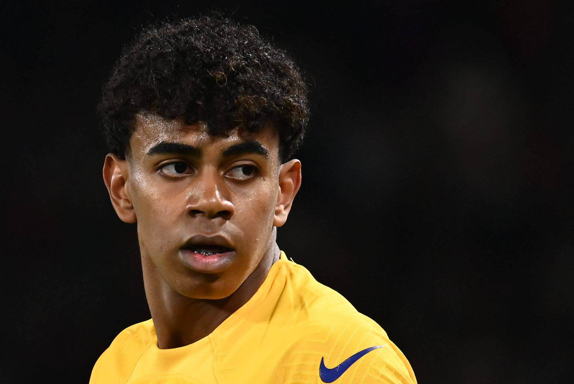  Lamine Yamal, en el partido ante el PSG.