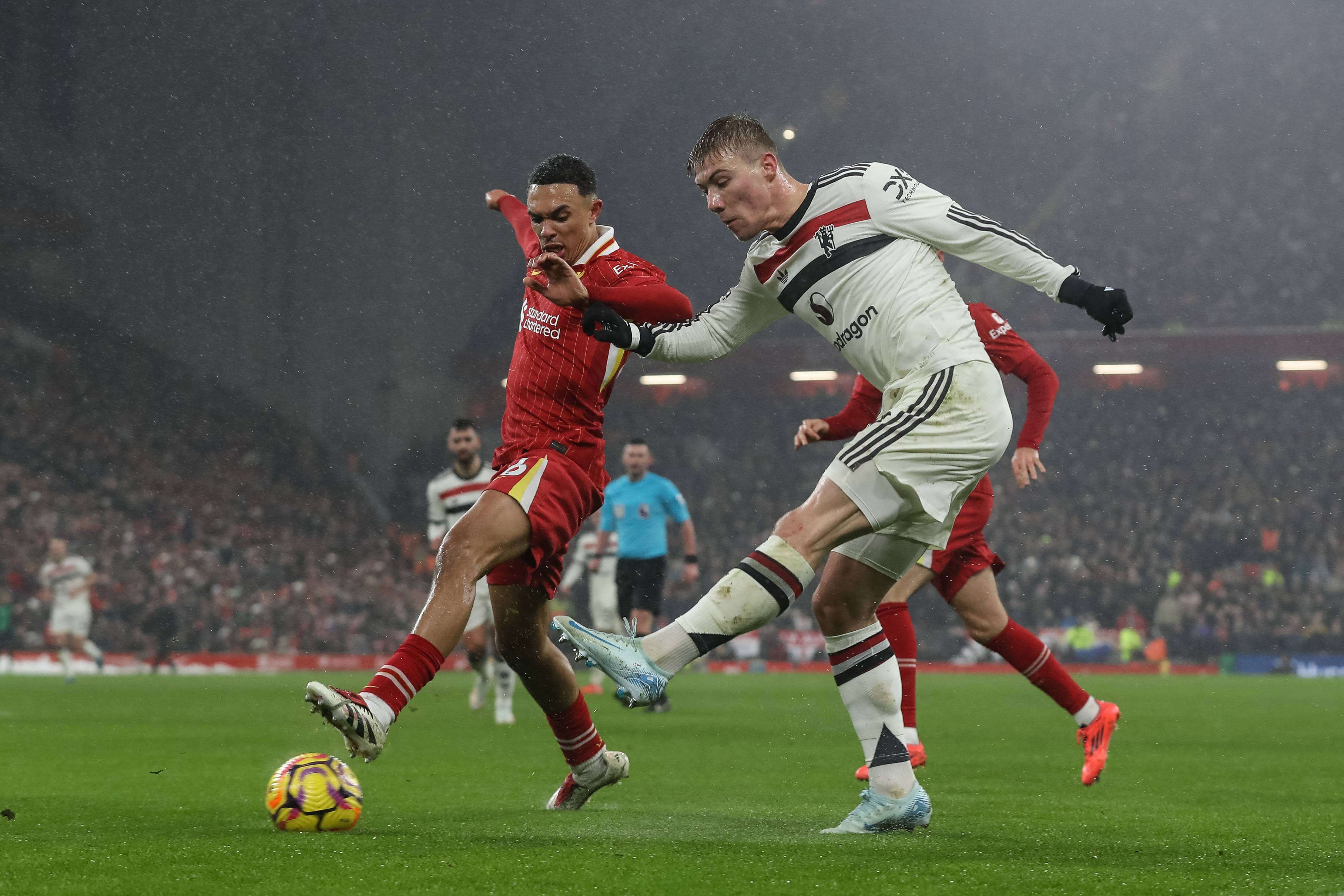  Trent Alexander-Arnold contra el Manchester United (Cordon Press)