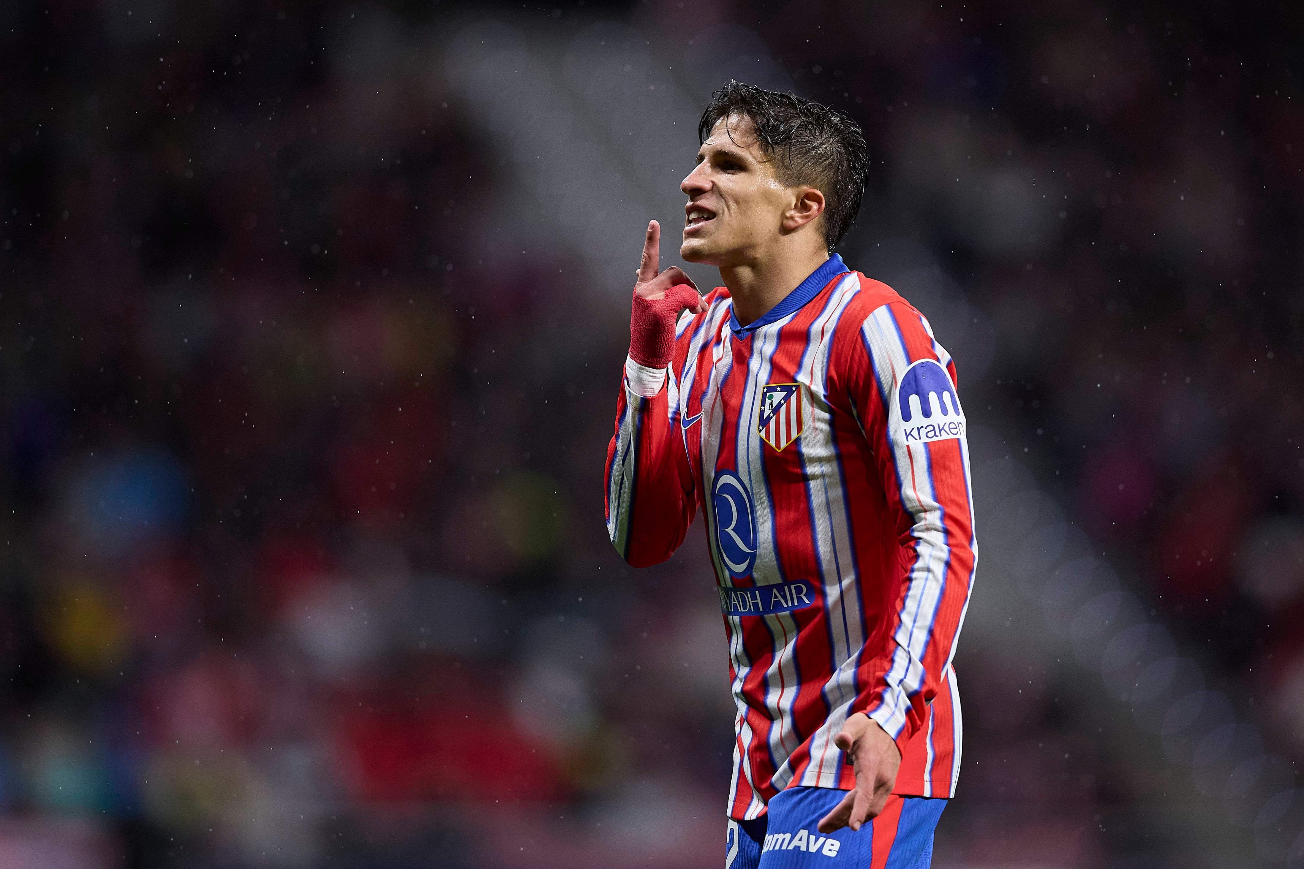  Giuliano Simeone celebra su gol ante el Valladolid (Cordon Press)