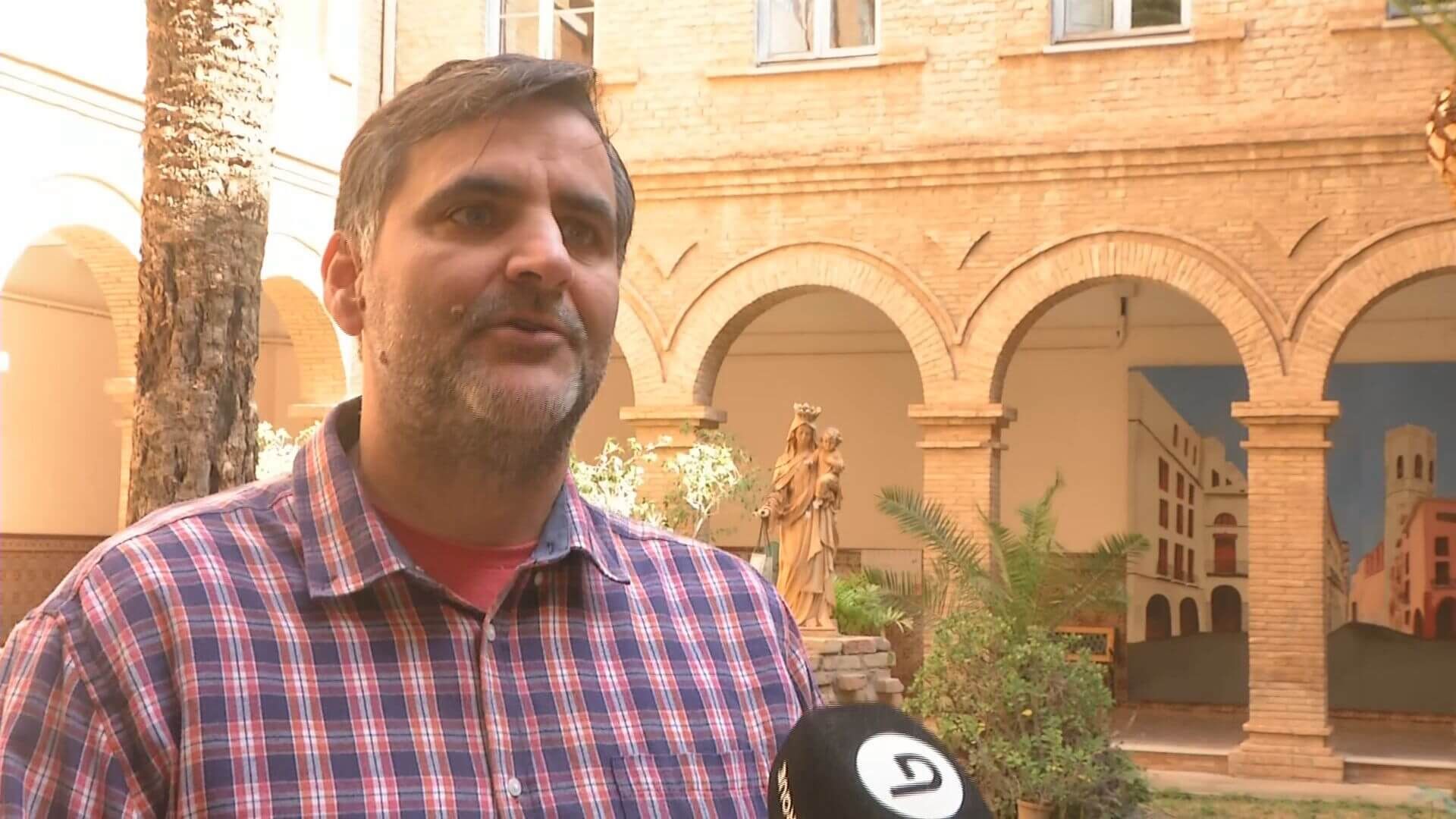  Manolo Tomás, director de uno de los colegios afectados en Vila-real, en ElDesmarque