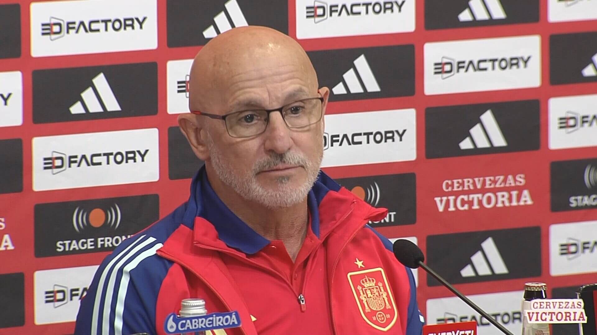  Rueda de prensa de Luis de la Fuente previa al partido contra Brasil