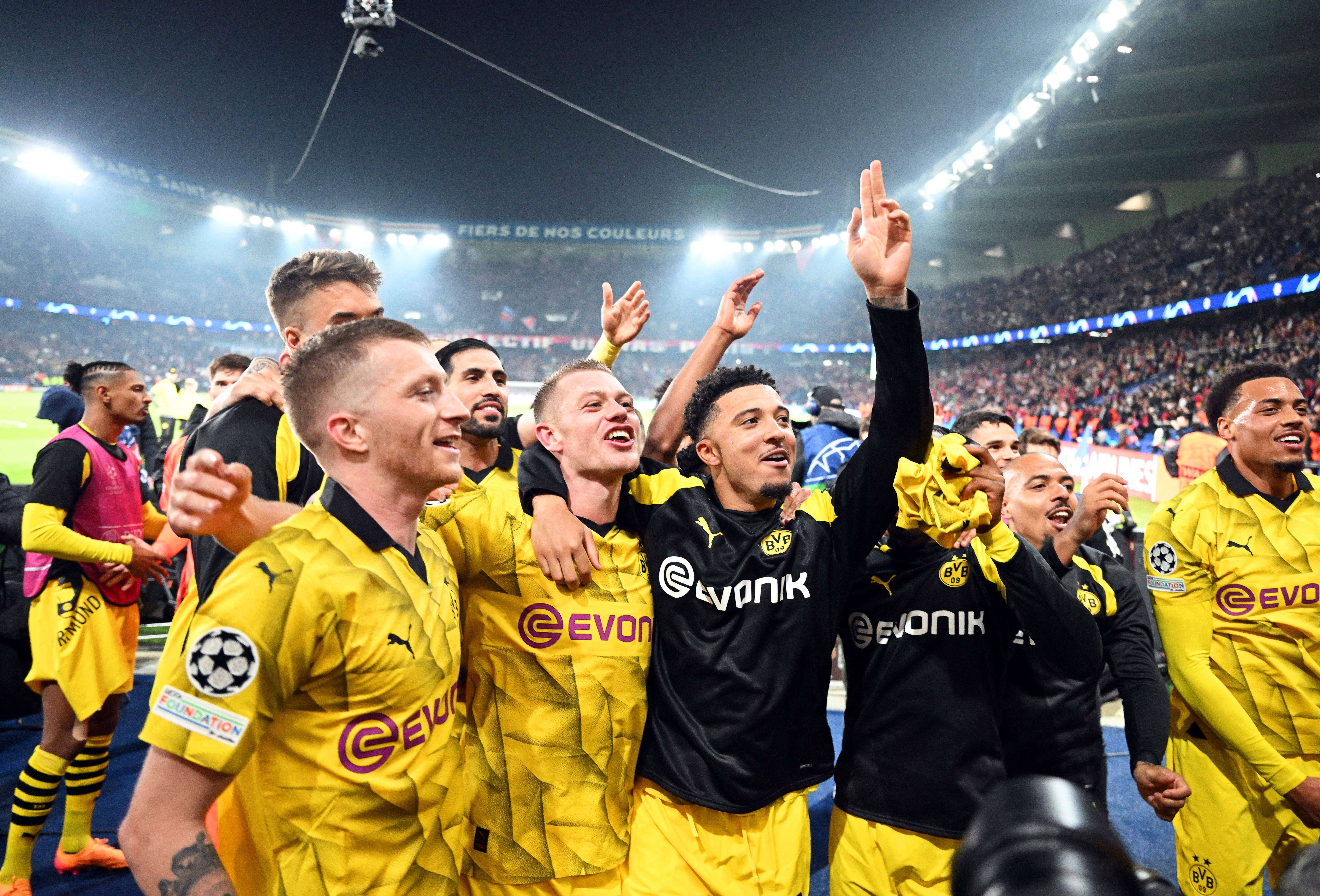  Los jugadores del Borussia Dortmund celebrando el pase a la final de la Champions.