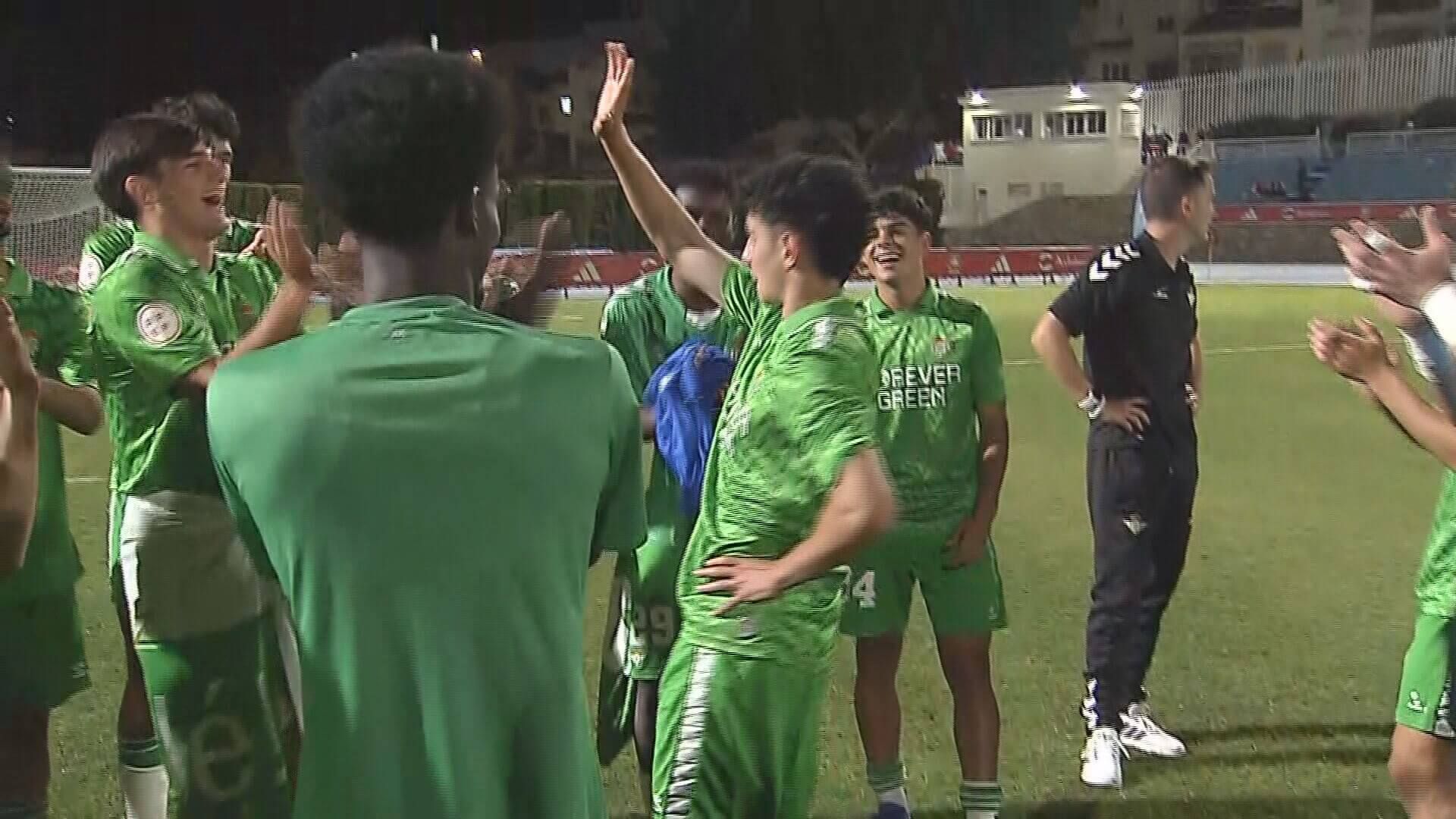  La celebración del Real Betis tras ganar al Sevilla en la Copa de Campeones.