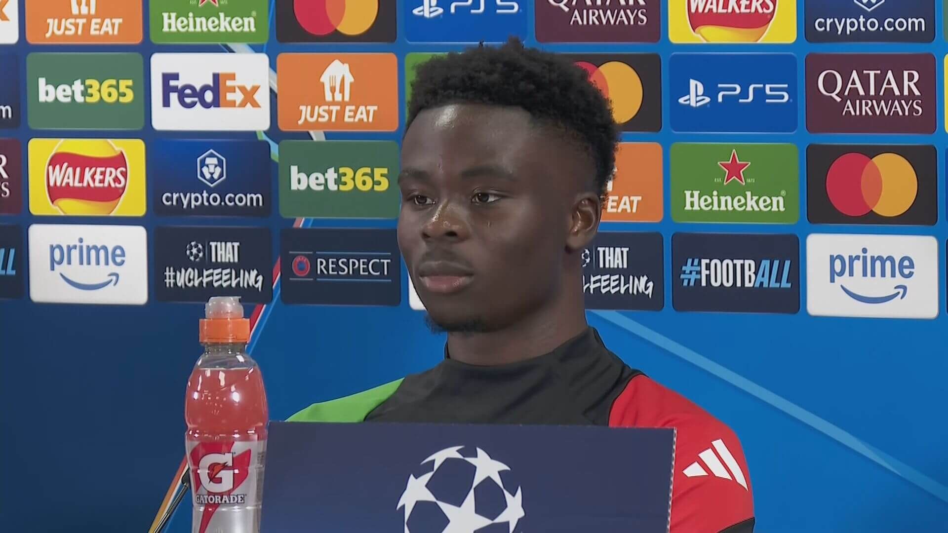  Bukayo Saka en rueda de prensa (ElDesmarque)