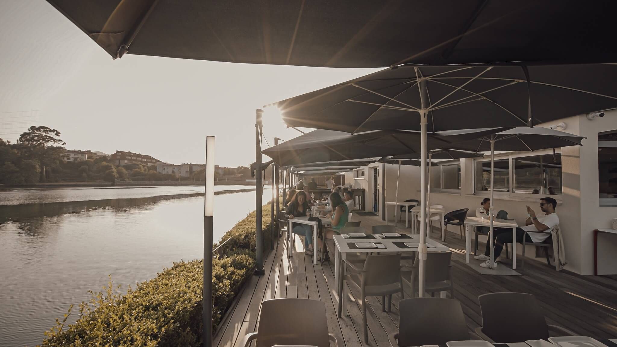  Terraza de La Molinera en A Ramallosa.