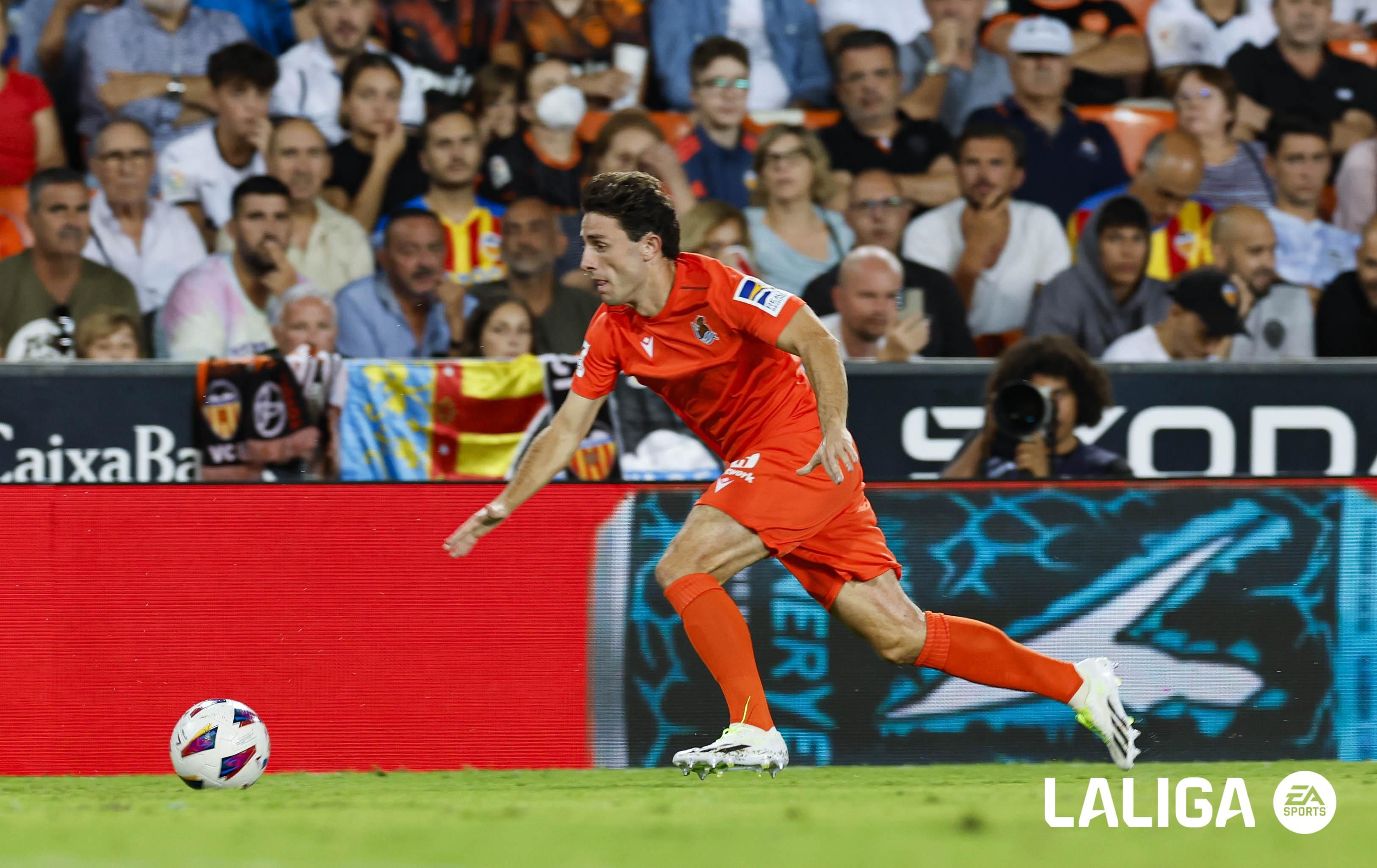 Álvaro Odriozola, en el Valencia - Real Sociedad.