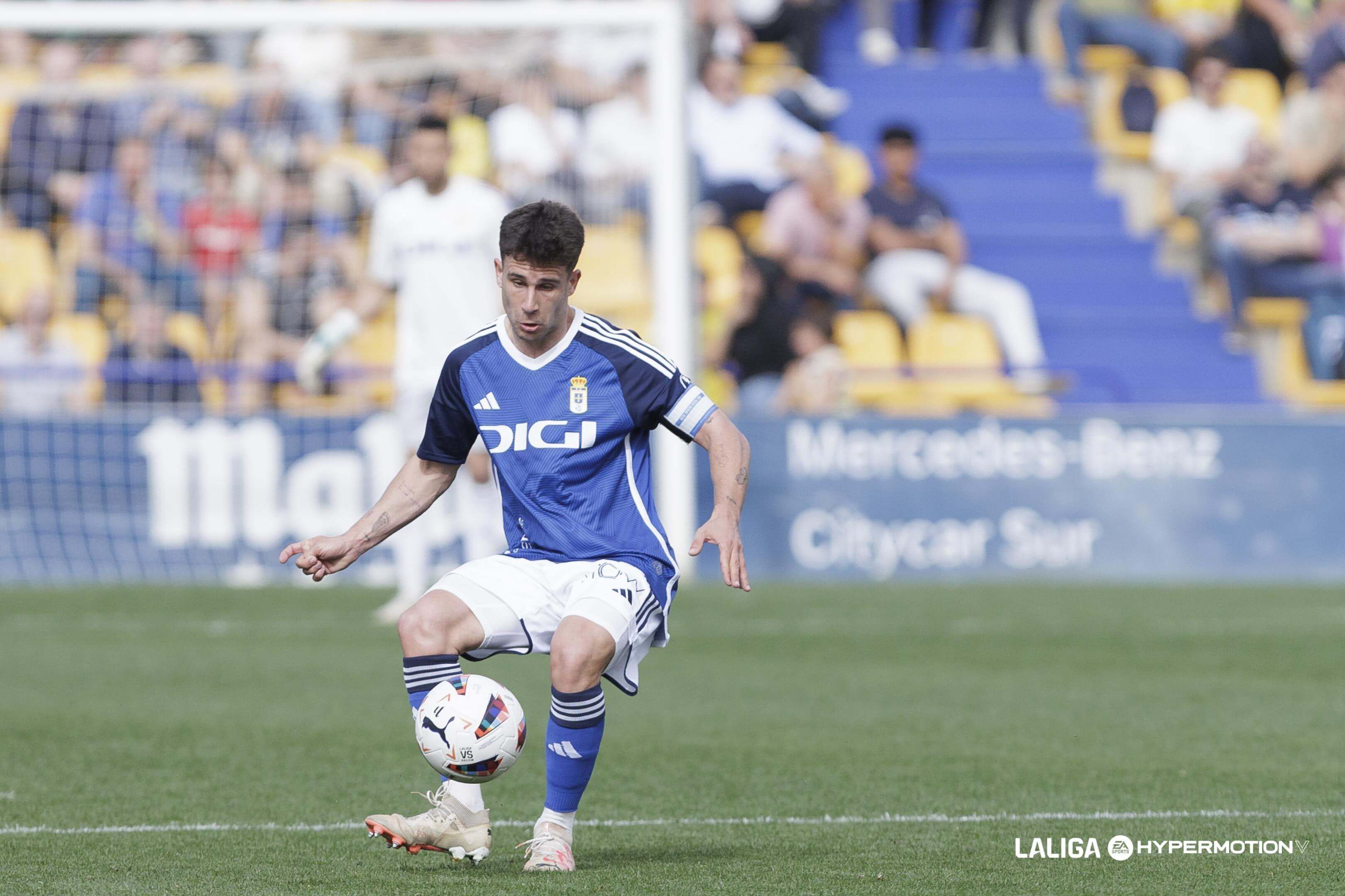 Jimmy, en un partido del Real Oviedo.
