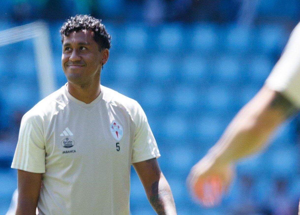 Renato Tapia, antes del Celta - Valencia.