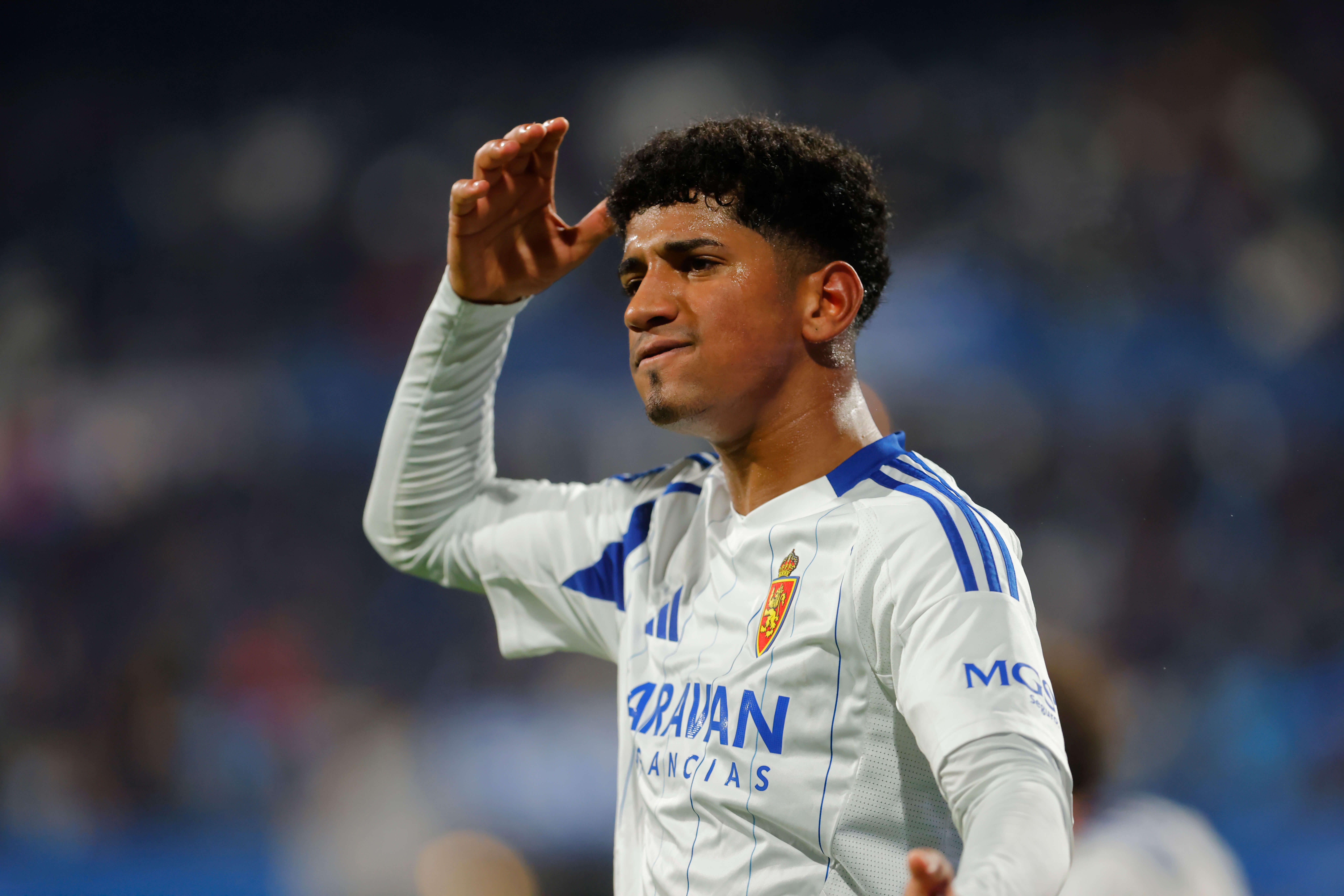 Adu Ares, en un partido con el Real Zaragoza.